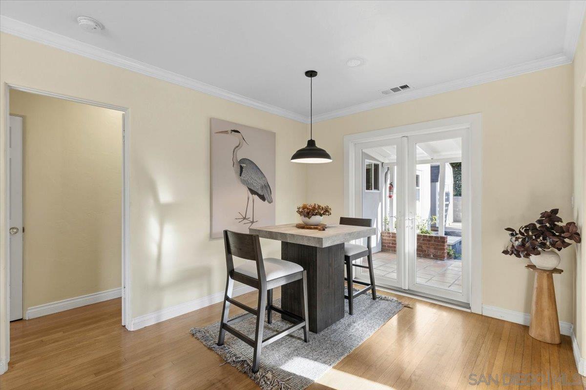 Detail Gallery Image 9 of 50 For 2303  Poinsettia Dr, San Diego,  CA 92106 - 2 Beds | 1 Baths