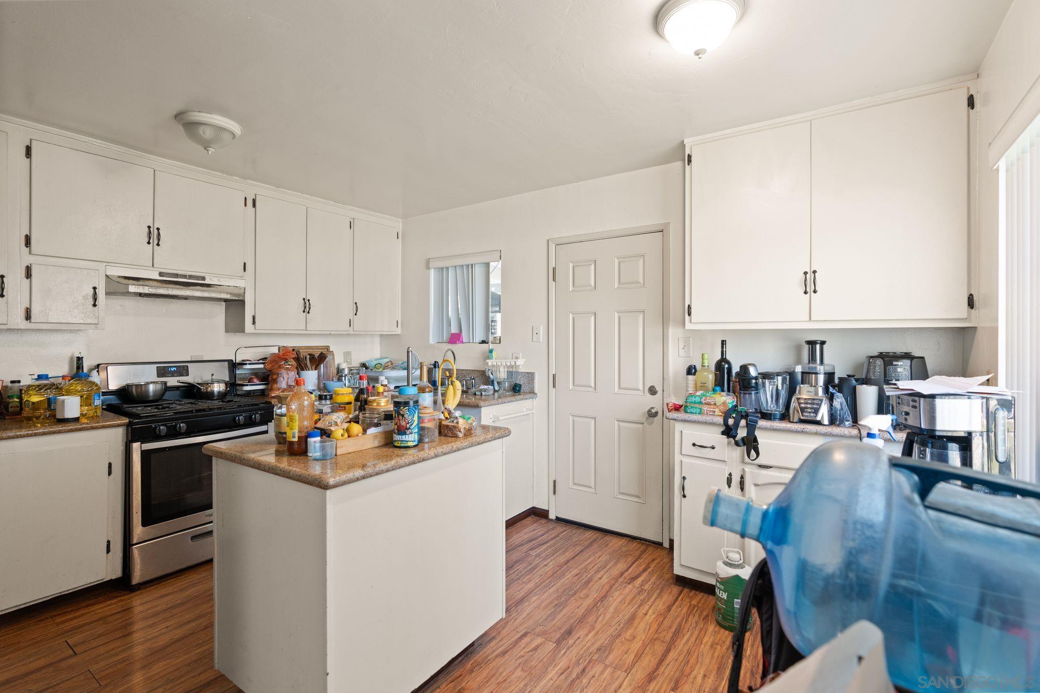 Detail Gallery Image 10 of 44 For 6821-23  Mohawk St, San Diego,  CA 92115 - – Beds | – Baths