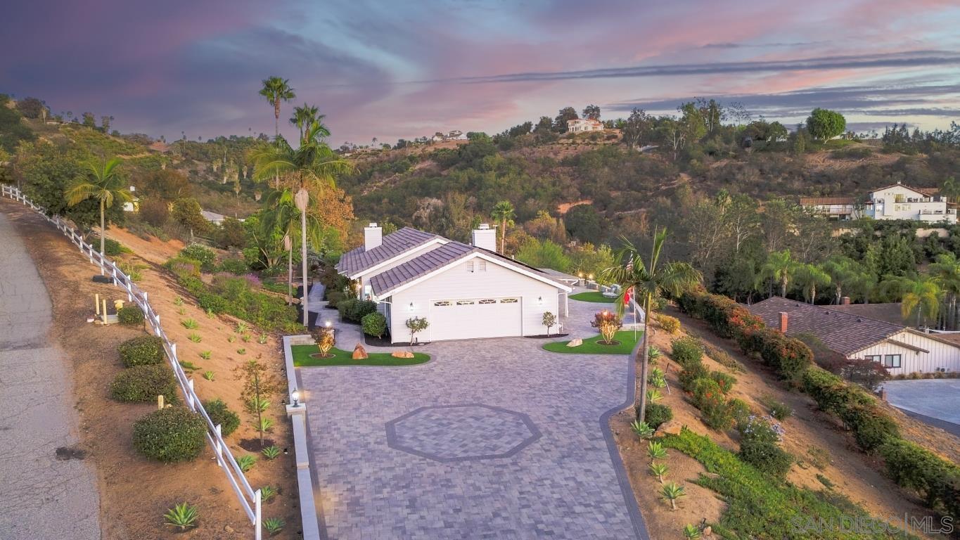 Detail Gallery Image 34 of 42 For 3649  Laketree, Fallbrook,  CA 92028 - 3 Beds | 3 Baths