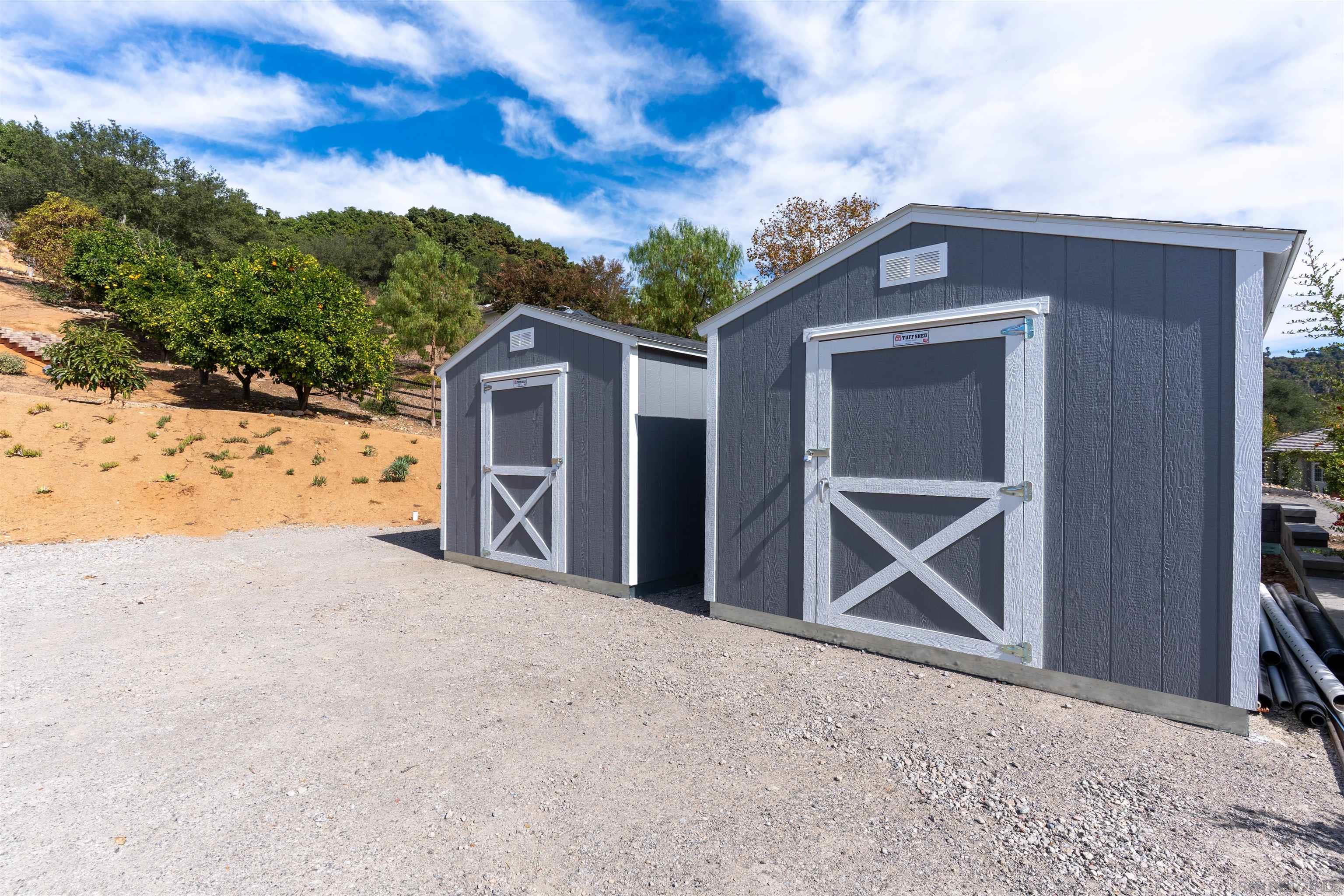 Detail Gallery Image 37 of 42 For 3649  Laketree, Fallbrook,  CA 92028 - 3 Beds | 3 Baths