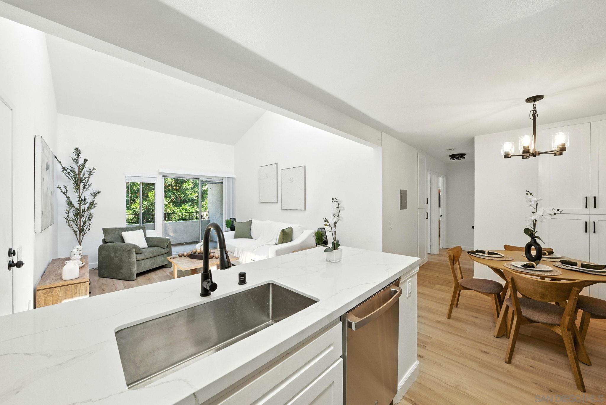 Detail Gallery Image 8 of 29 For 3575  Ruffin Rd  #204,  San Diego,  CA 92123 - 2 Beds | 1 Baths