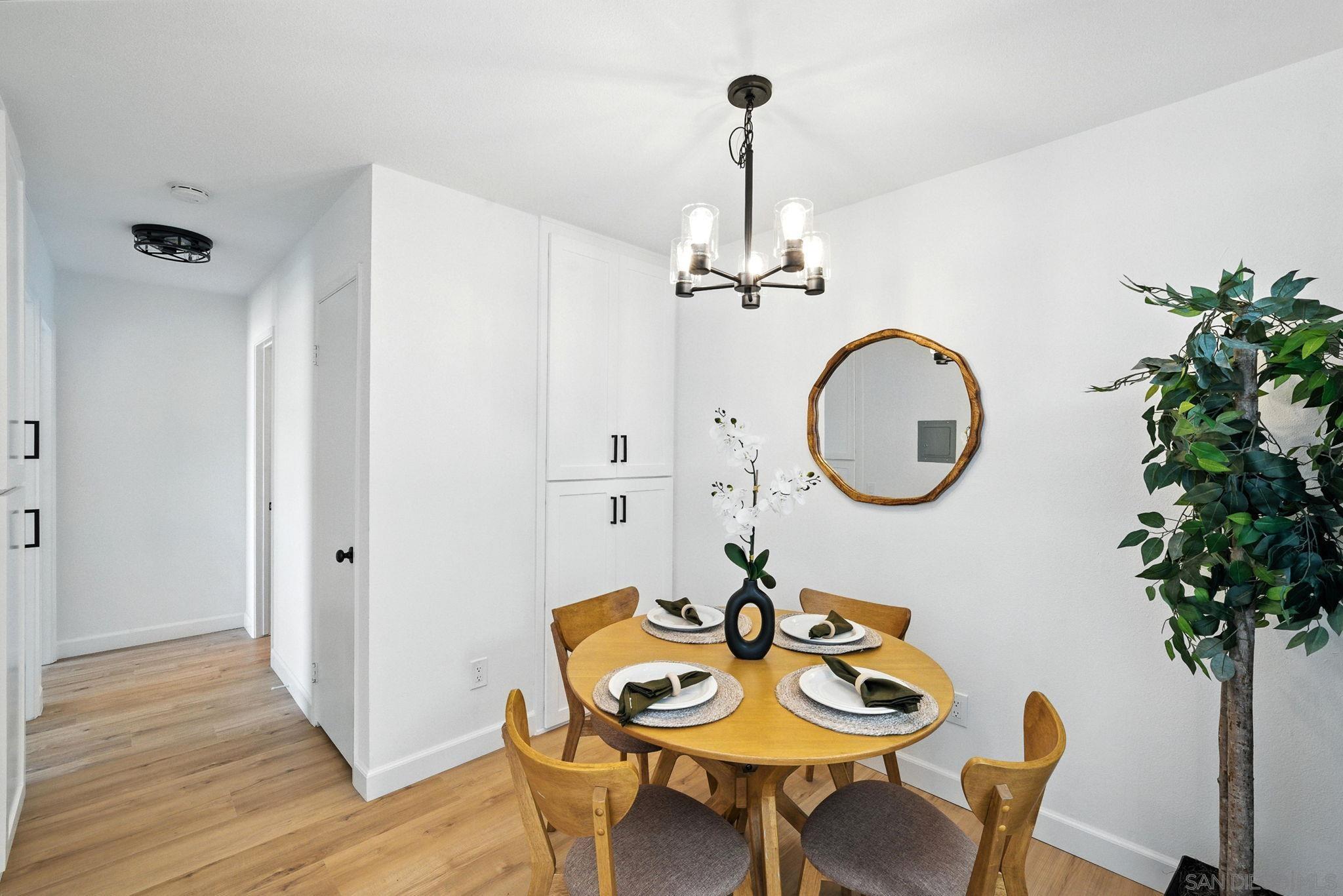 Detail Gallery Image 9 of 29 For 3575  Ruffin Rd  #204,  San Diego,  CA 92123 - 2 Beds | 1 Baths