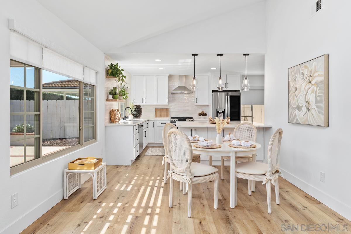 Detail Gallery Image 15 of 46 For 12687  Senda Acantilada, San Diego,  CA 92128 - 3 Beds | 2 Baths