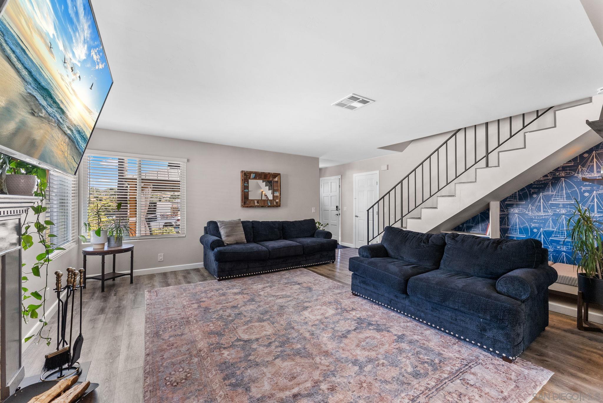 Detail Gallery Image 11 of 47 For 1233  Titan Ct, Escondido,  CA 92026 - 4 Beds | 3/1 Baths