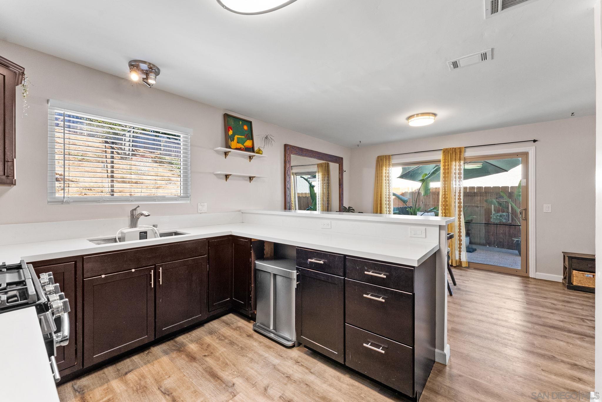 Detail Gallery Image 16 of 47 For 1233  Titan Ct, Escondido,  CA 92026 - 4 Beds | 3/1 Baths