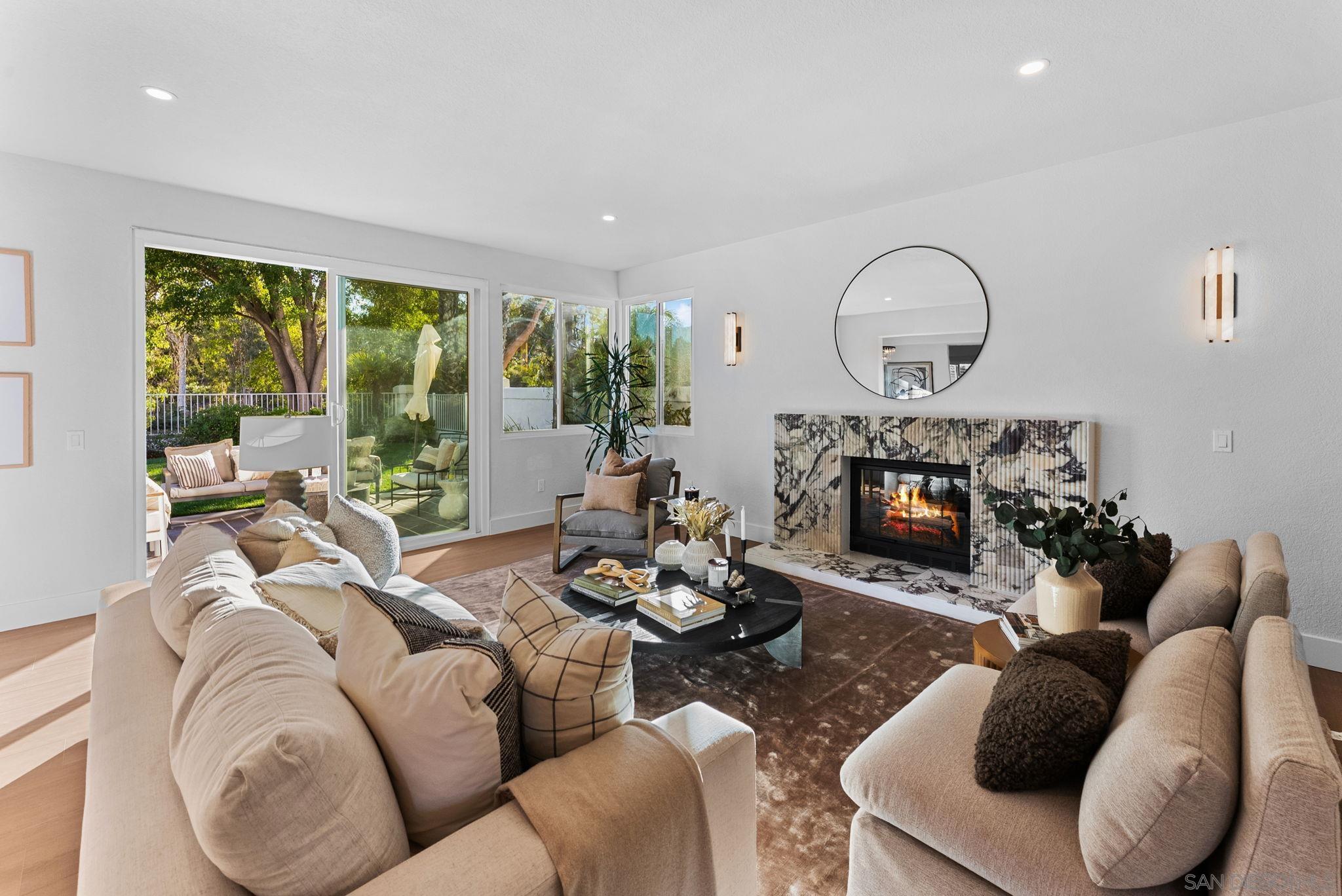 Detail Gallery Image 11 of 45 For 12257  Avenida Consentido, San Diego,  CA 92128 - 4 Beds | 3 Baths