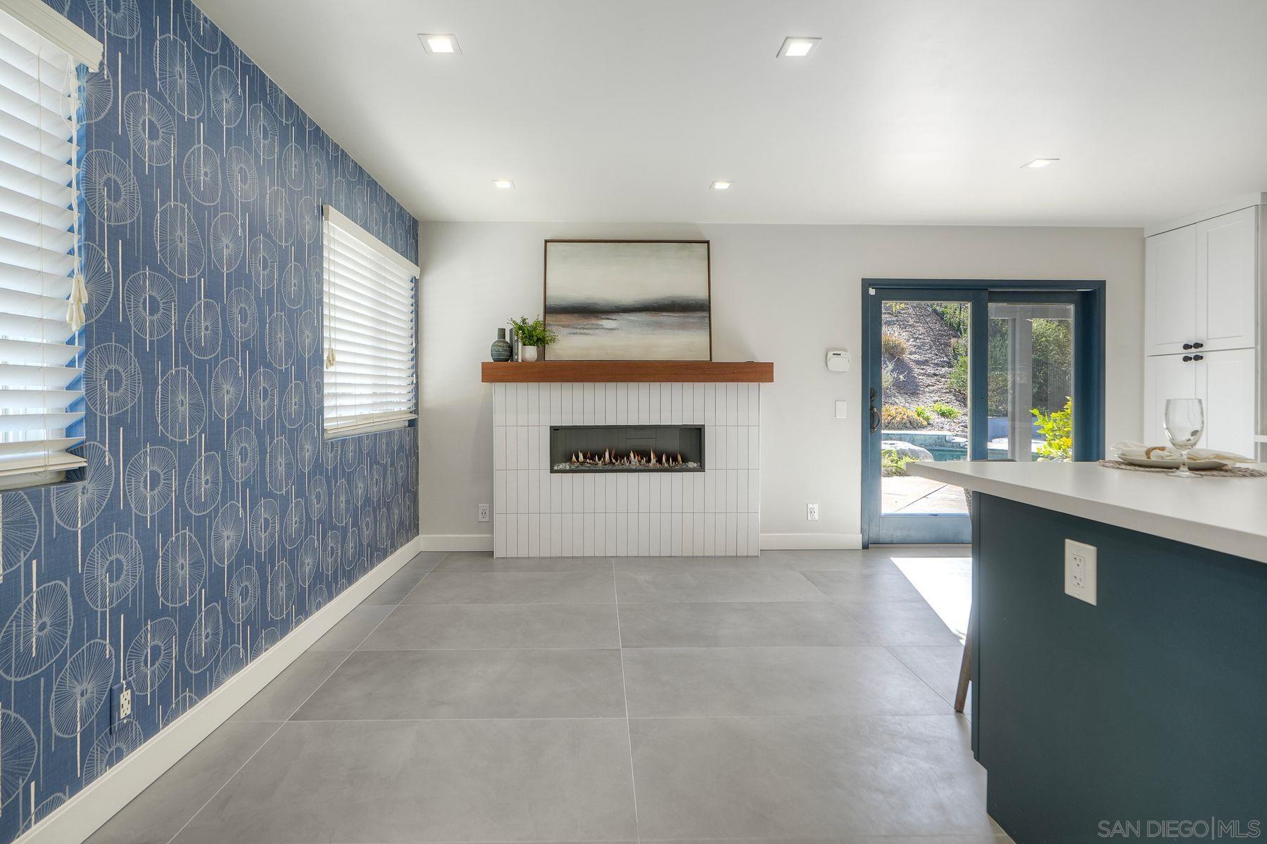 Detail Gallery Image 17 of 51 For 11423  Turtleback Ln, San Diego,  CA 92127 - 4 Beds | 3 Baths