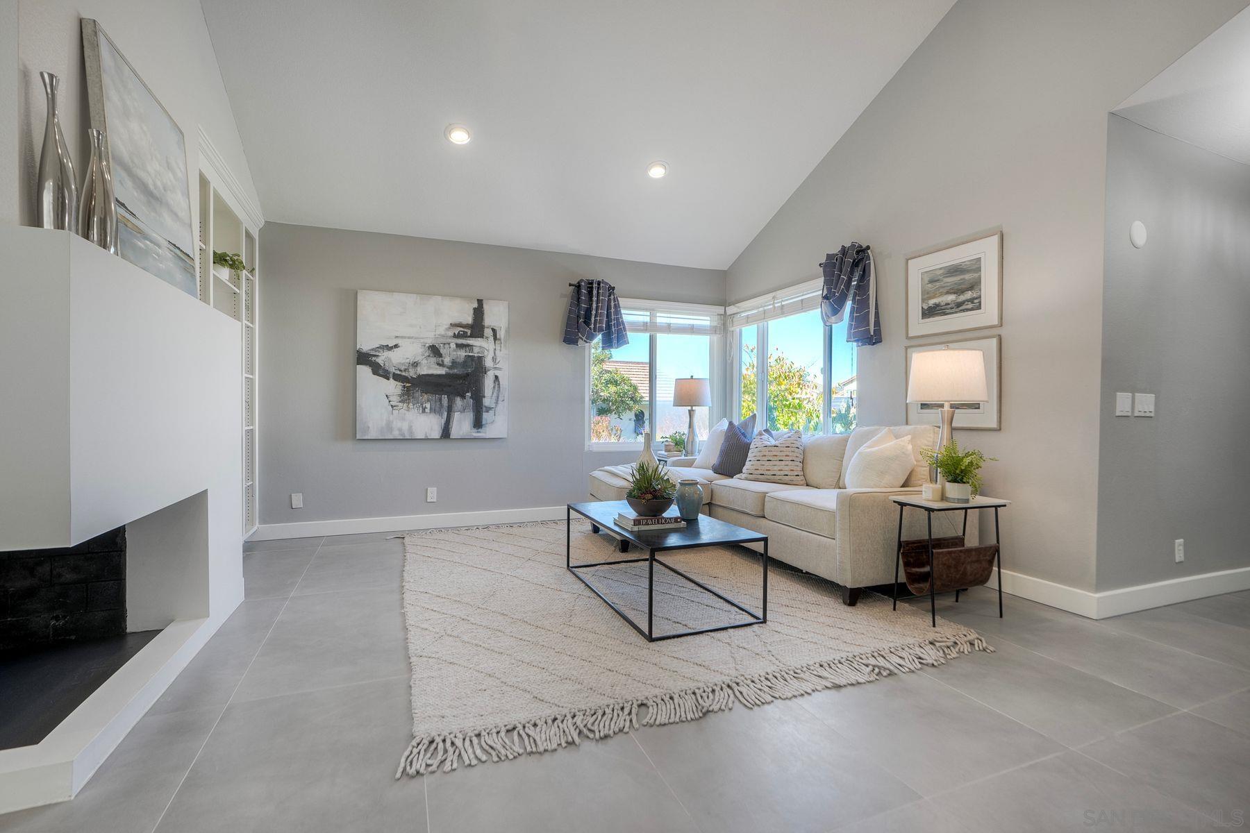 Detail Gallery Image 6 of 51 For 11423  Turtleback Ln, San Diego,  CA 92127 - 4 Beds | 3 Baths