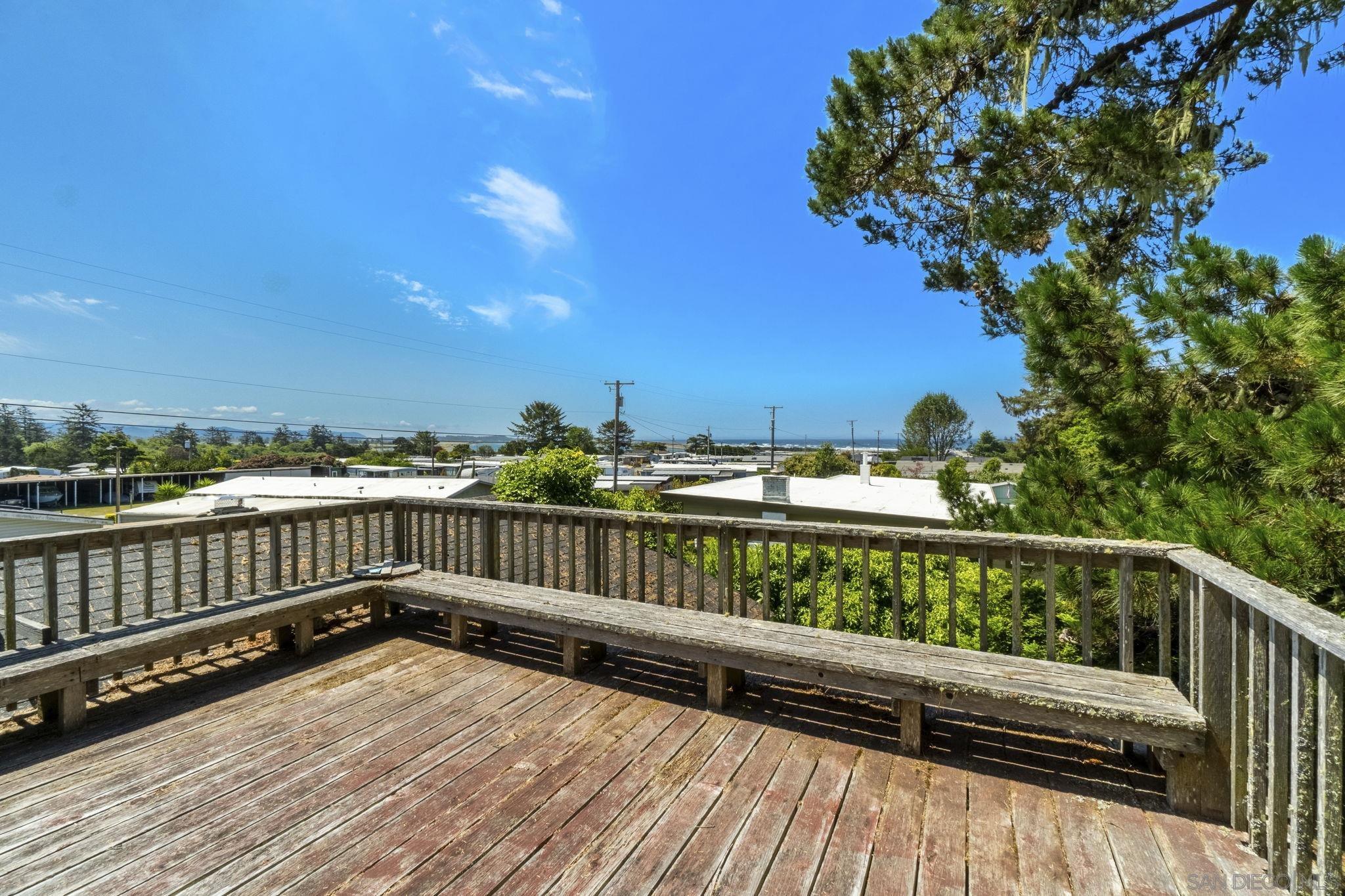 Detail Gallery Image 15 of 42 For 101  Salmon Harbor Rd, Smith River,  CA 95567 - 3 Beds | 3 Baths