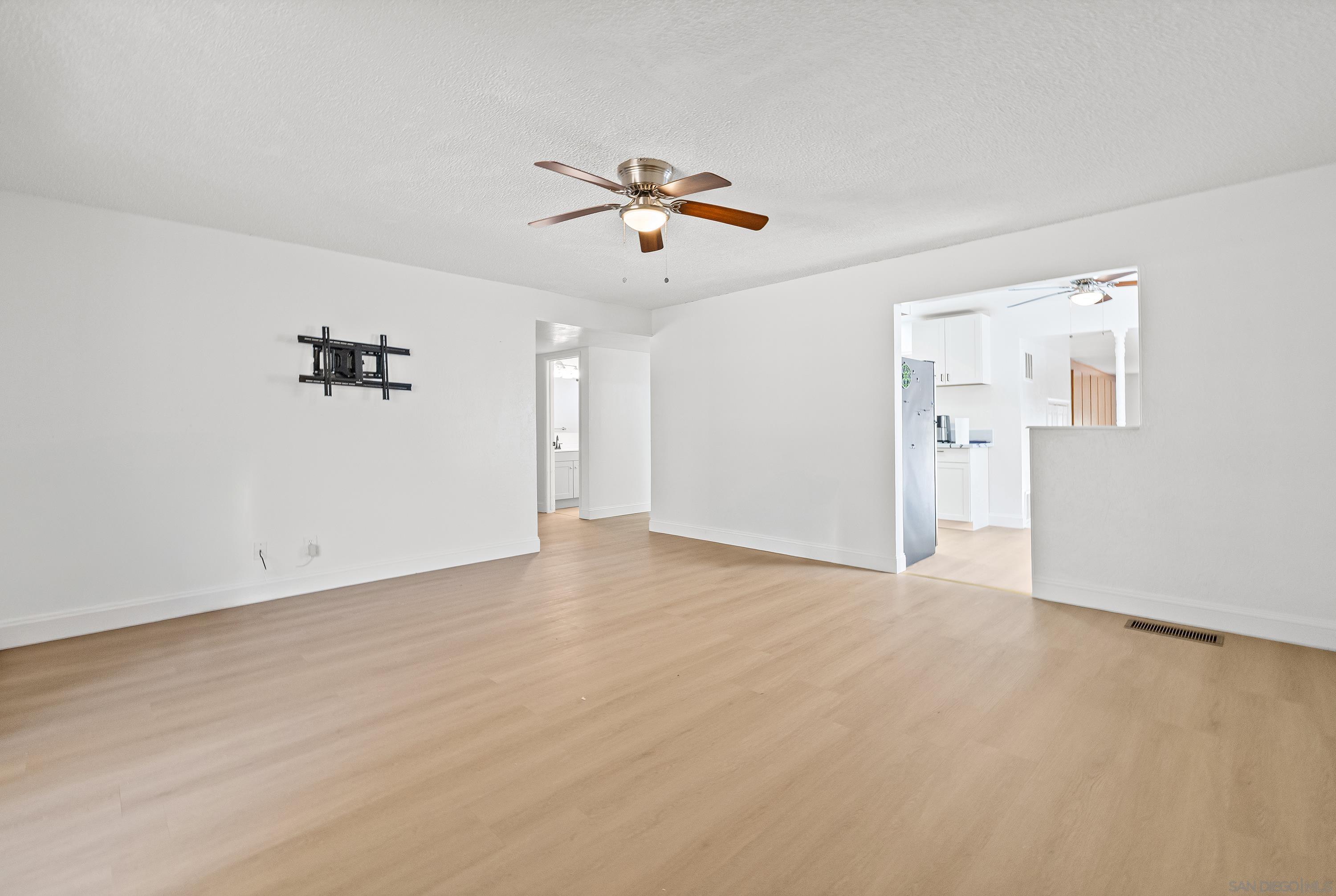 Detail Gallery Image 11 of 48 For 1693  16th St, Oroville,  CA 95965 - 3 Beds | 2 Baths