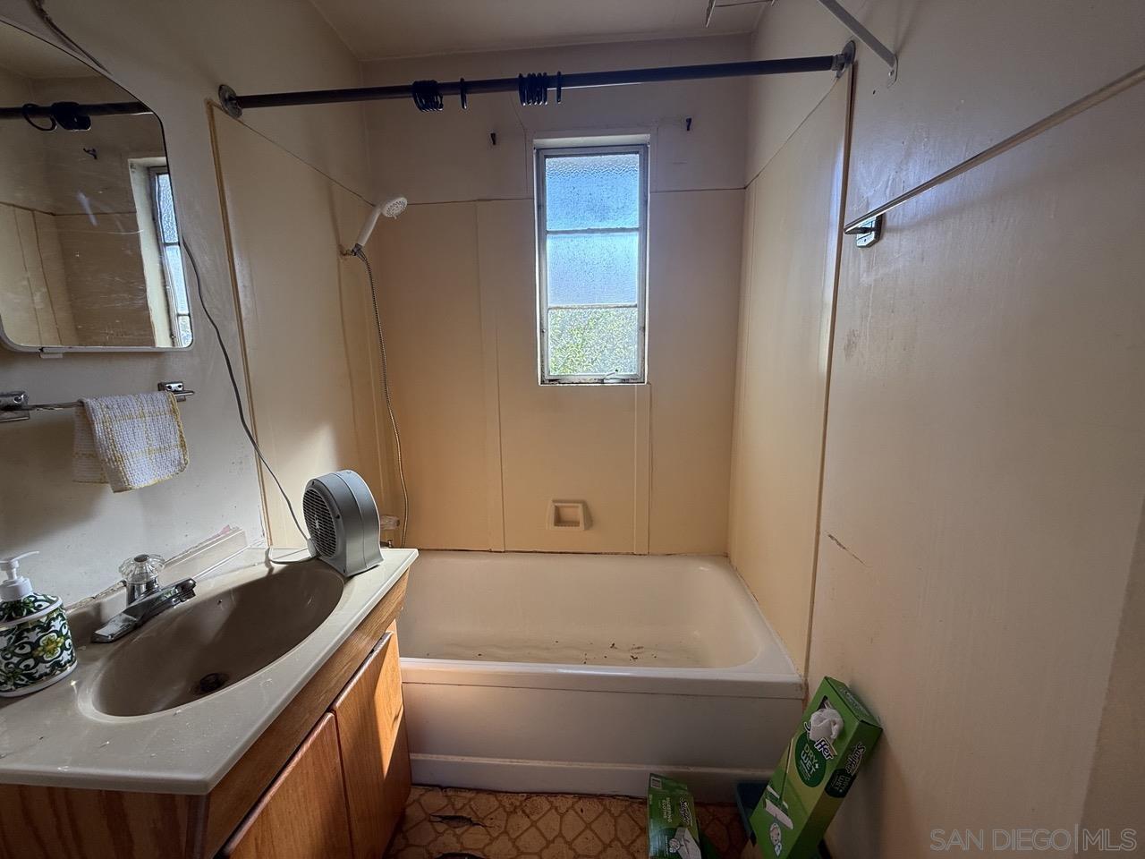 Detail Gallery Image 13 of 39 For 2415-17 E Jewett St, San Diego,  CA 92111 - – Beds | – Baths