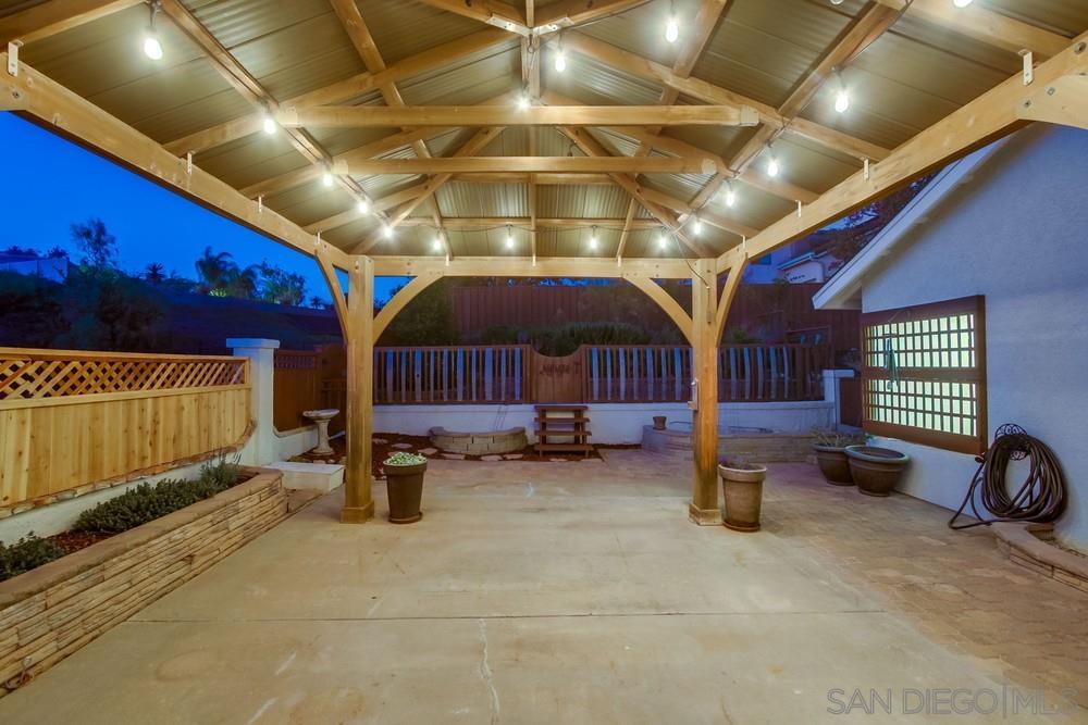 Detail Gallery Image 16 of 74 For 5359  Triple Crown Dr, Bonsall,  CA 92003 - 4 Beds | 2 Baths