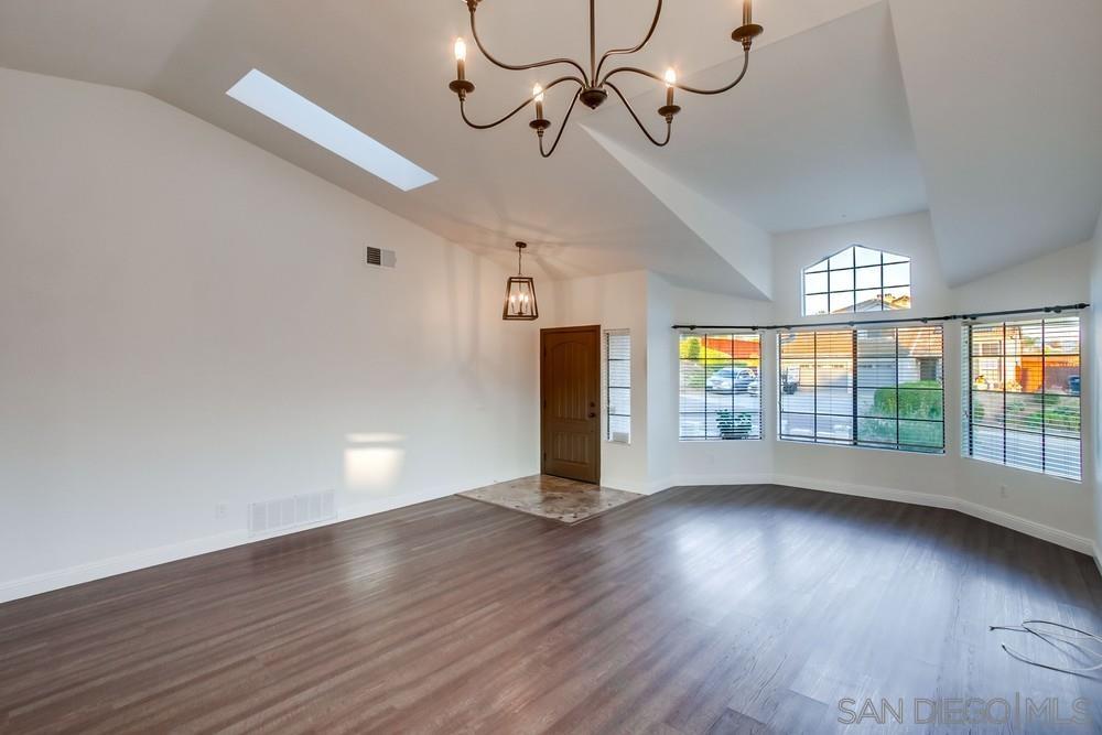 Detail Gallery Image 22 of 74 For 5359  Triple Crown Dr, Bonsall,  CA 92003 - 4 Beds | 2 Baths