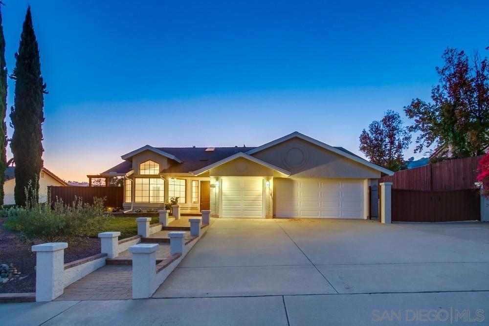 Detail Gallery Image 4 of 74 For 5359  Triple Crown Dr, Bonsall,  CA 92003 - 4 Beds | 2 Baths