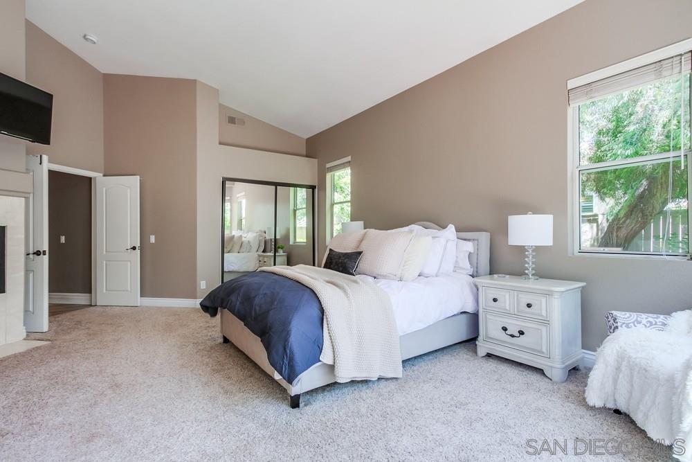 Detail Gallery Image 14 of 31 For 375  Camino Bailen, Escondido,  CA 92029 - 5 Beds | 3/1 Baths