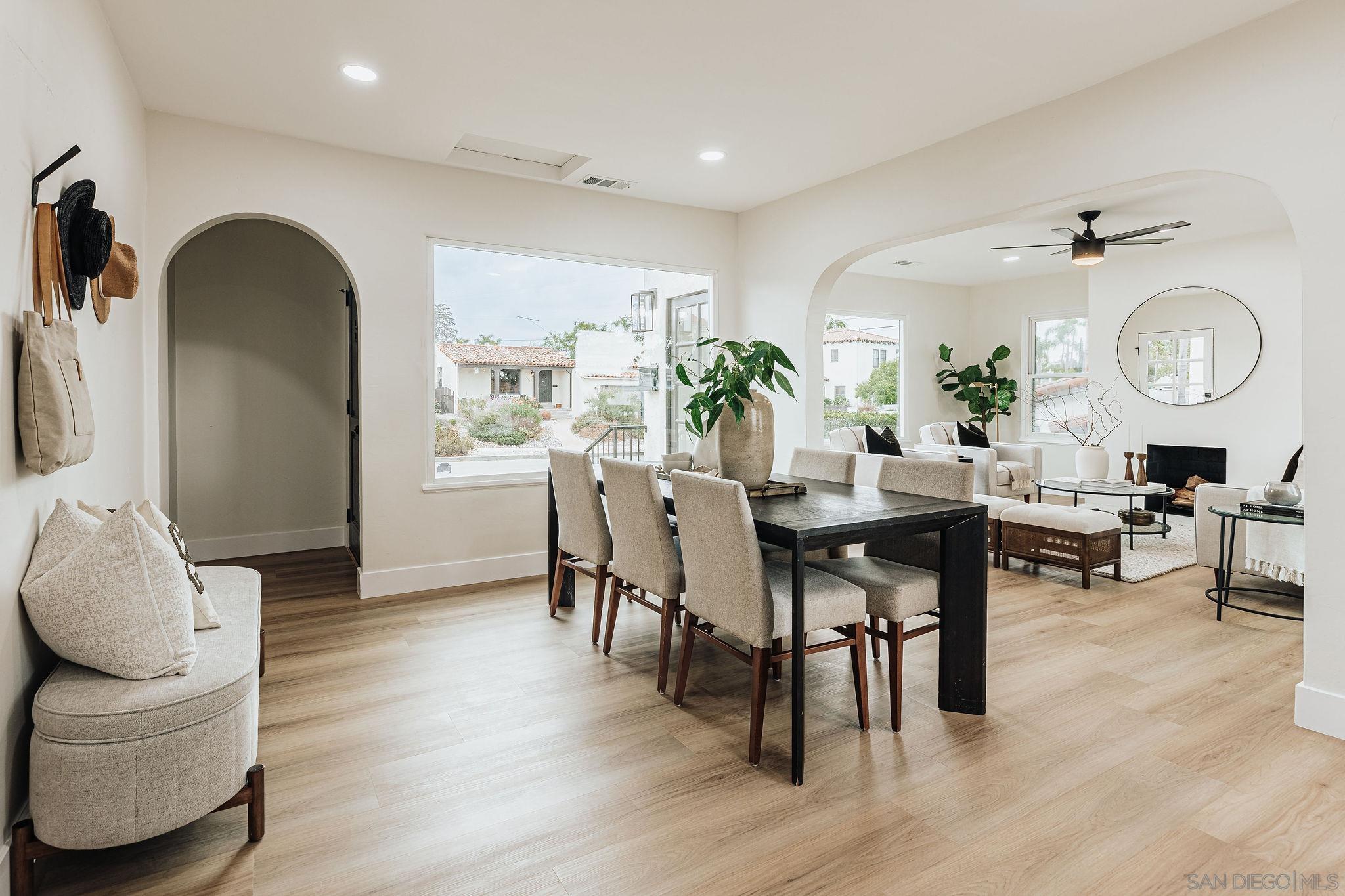 Detail Gallery Image 22 of 44 For 4033 S Hempstead Cir, San Diego,  CA 92116 - 4 Beds | 3 Baths