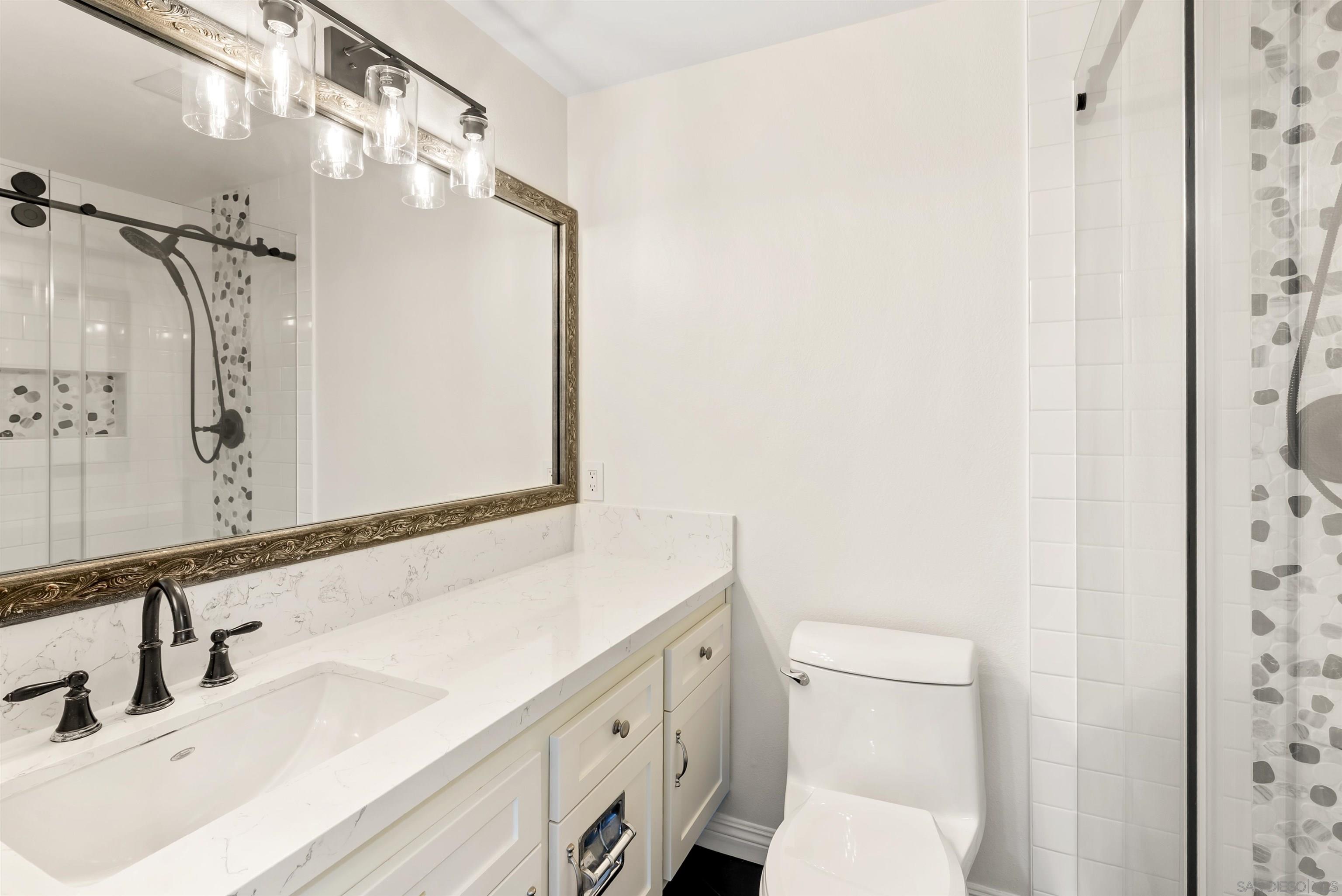 Detail Gallery Image 25 of 32 For 13404  Kibbings Road, San Diego,  CA 92130 - 5 Beds | 4/1 Baths