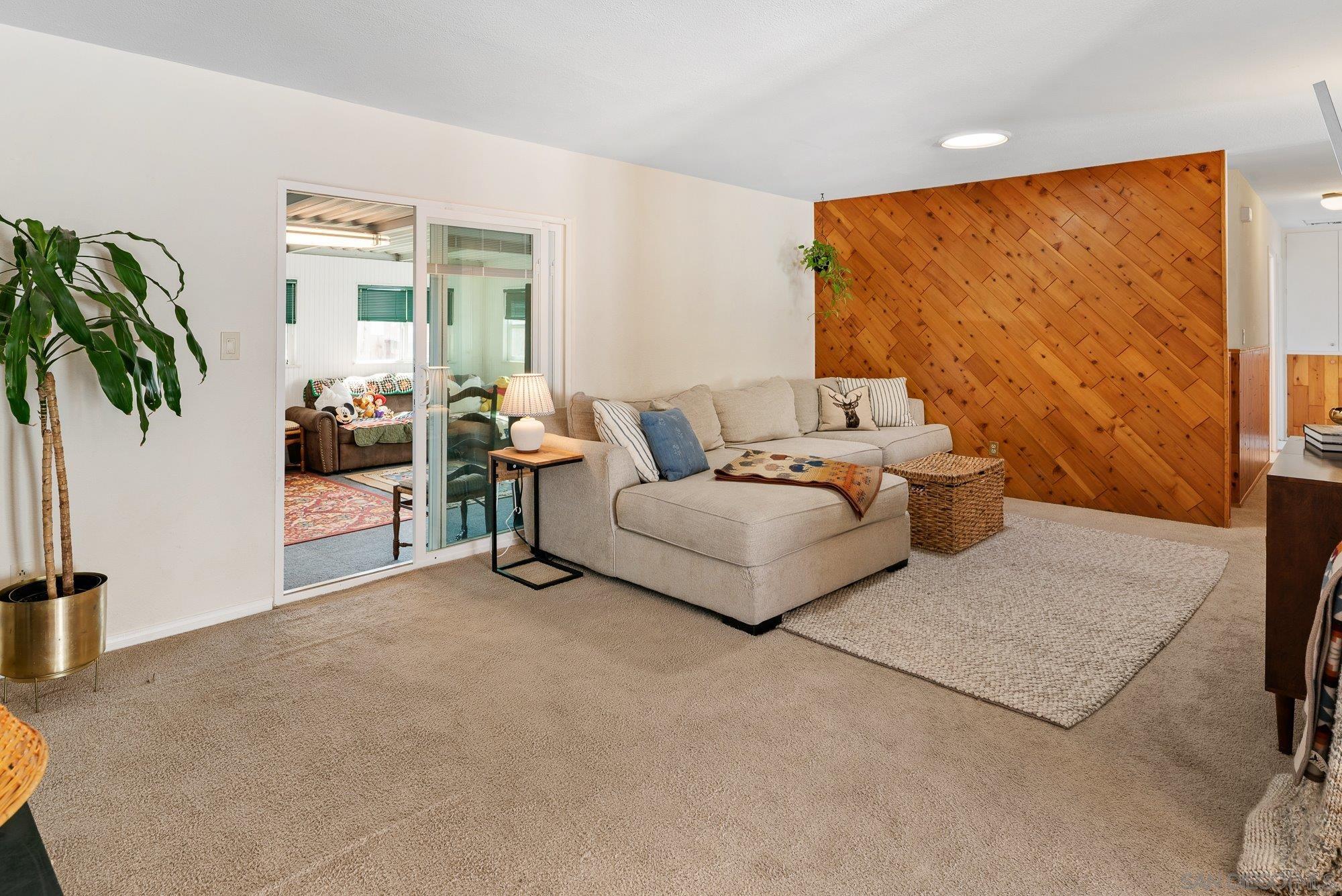 Detail Gallery Image 7 of 50 For 13135  Pam Ln, Lakeside,  CA 92040 - 3 Beds | 2 Baths