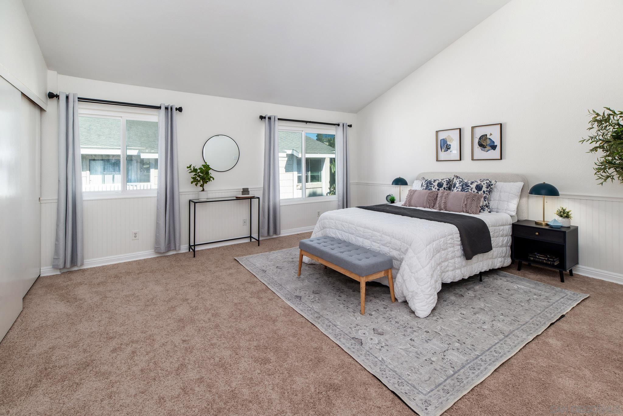 Detail Gallery Image 13 of 34 For 4094  Mahaila Ave  #B,  San Diego,  CA 92122 - 3 Beds | 2/1 Baths