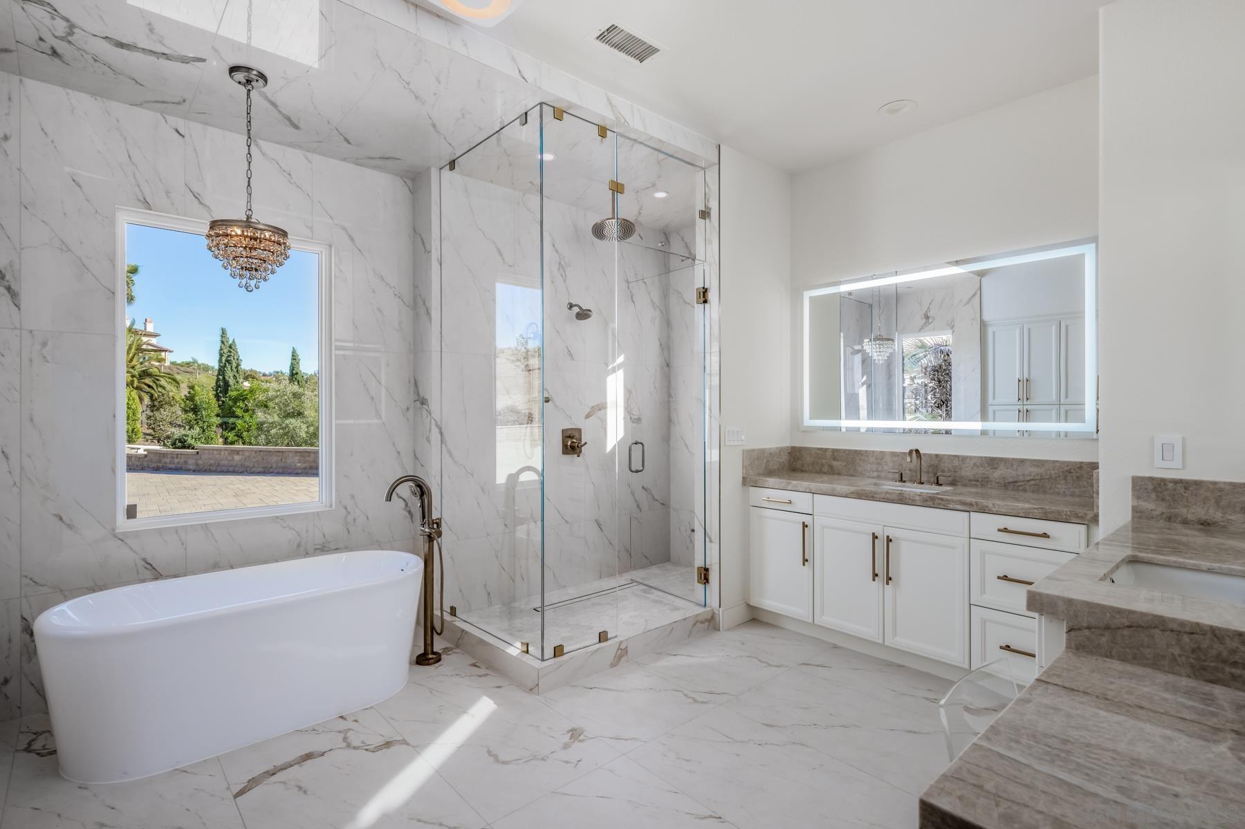 Detail Gallery Image 14 of 32 For 1210  Clos Duval, Bonsall,  CA 92003 - 4 Beds | 4/1 Baths