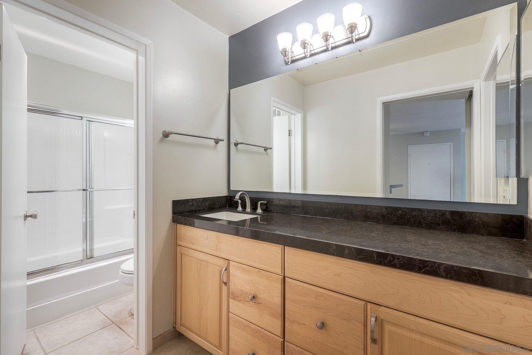 Detail Gallery Image 15 of 52 For 1775  Diamond Street  #201,  San Diego,  CA 92109 - 1 Beds | 1 Baths