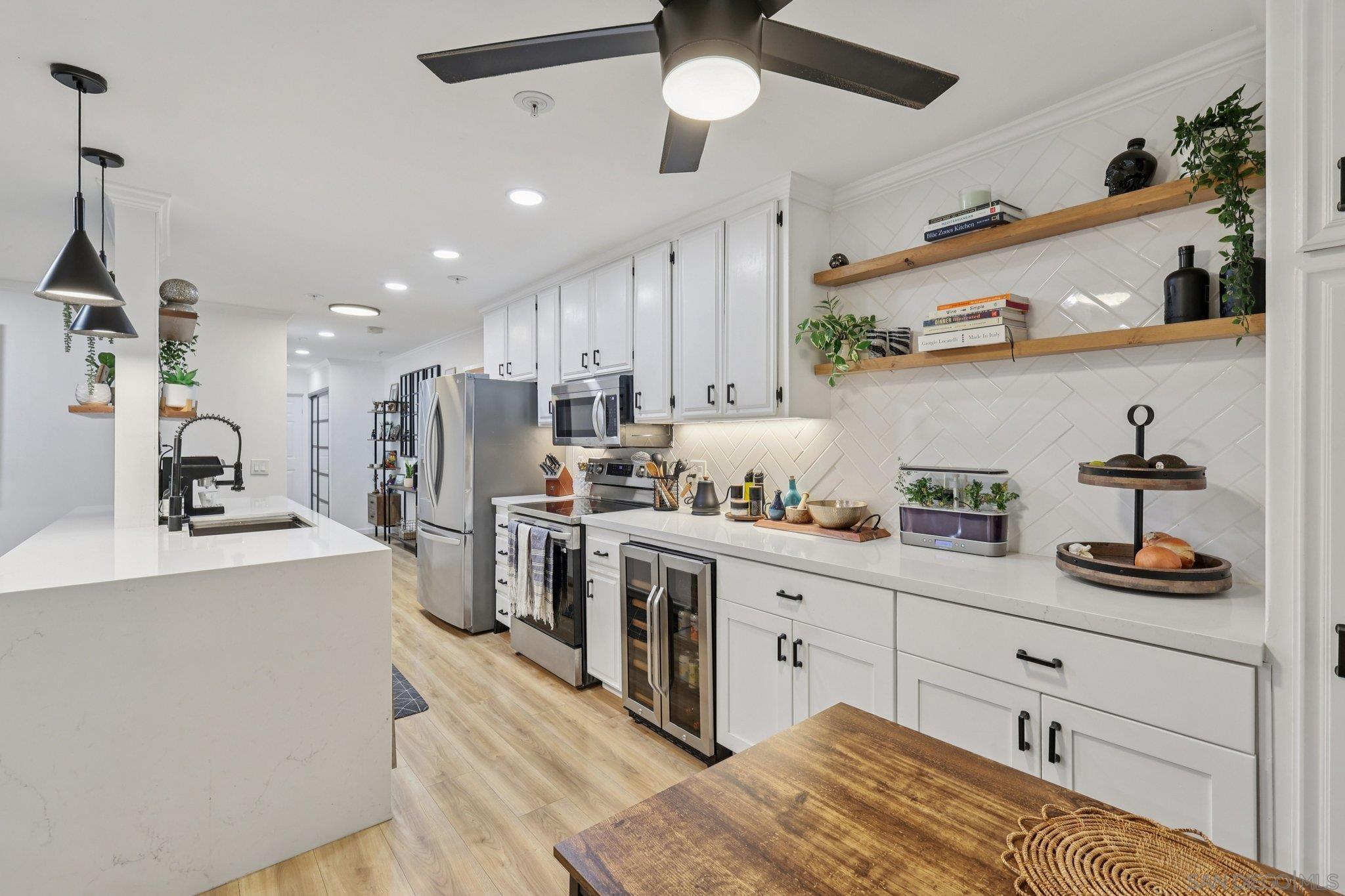 Detail Gallery Image 21 of 62 For 1235  Parker Pl  2b,  San Diego,  CA 92109 - 2 Beds | 2 Baths