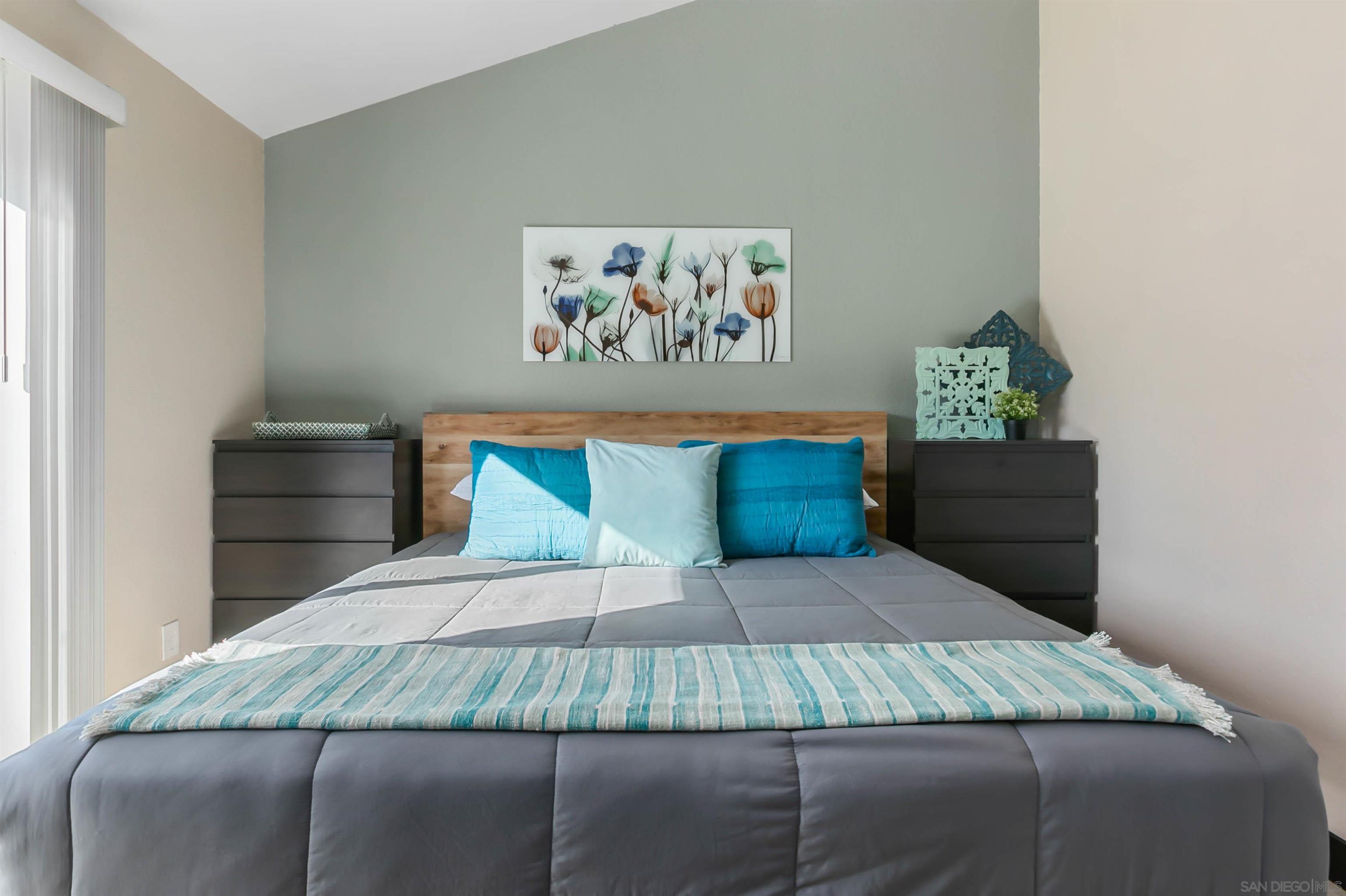 Detail Gallery Image 13 of 26 For 8530  Snow White Dr, El Cajon,  CA 92021 - 3 Beds | 2 Baths