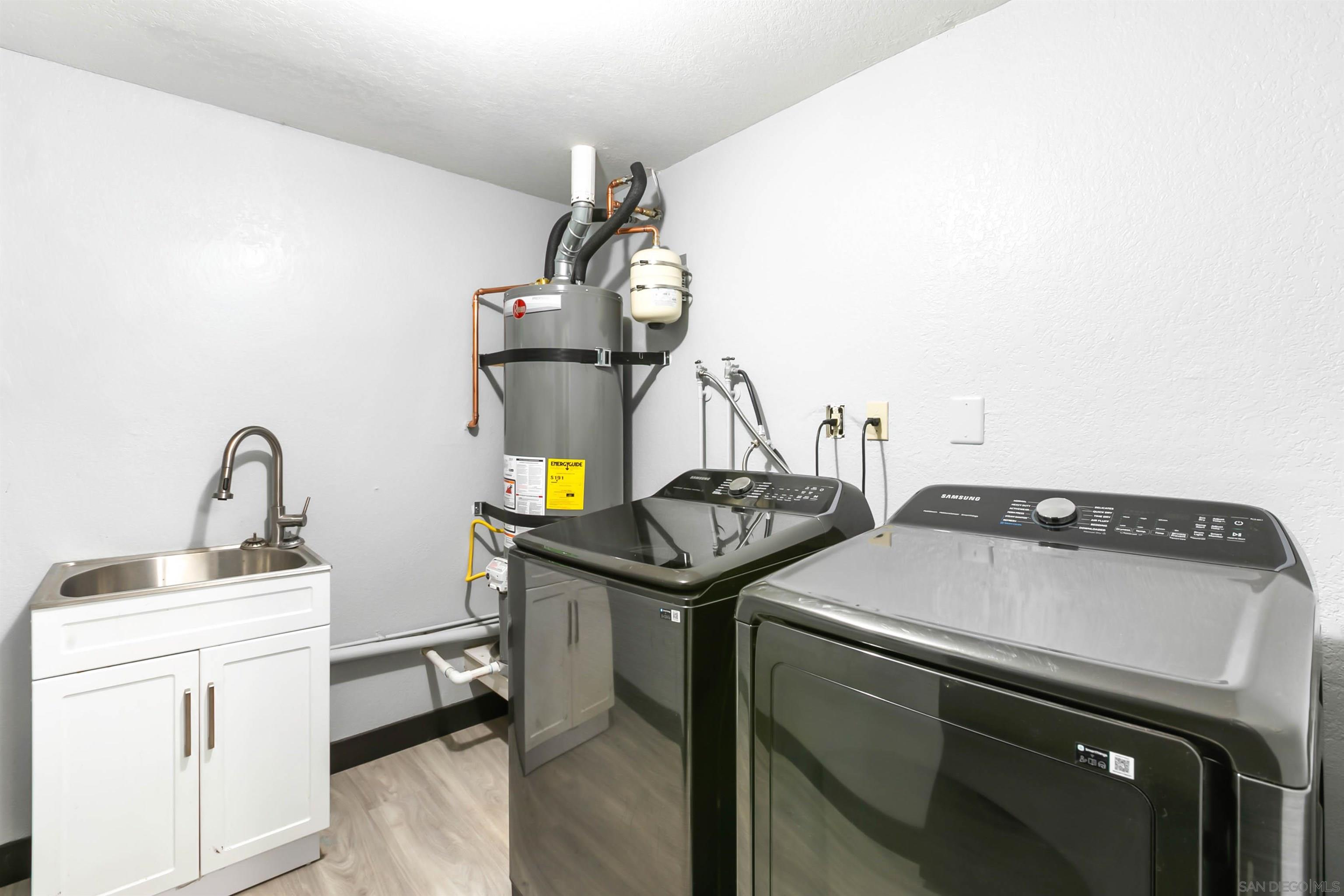 Detail Gallery Image 21 of 26 For 8530  Snow White Dr, El Cajon,  CA 92021 - 3 Beds | 2 Baths