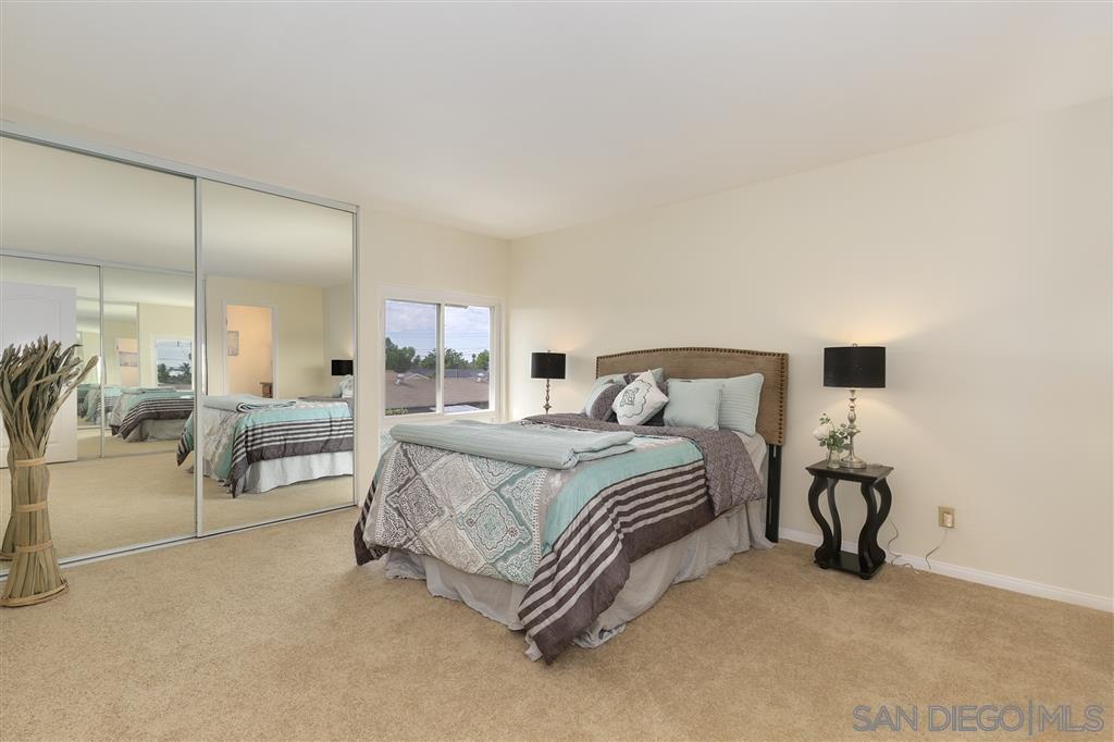 Detail Gallery Image 7 of 12 For 6555  Mount Ada  222, San Diego,  CA 92111 - 3 Beds | 2 Baths