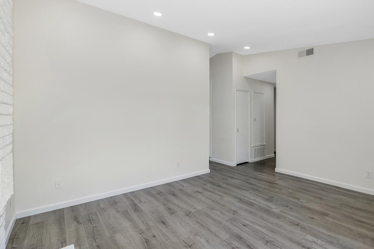 Detail Gallery Image 5 of 44 For 6296  Varney Dr, San Diego,  CA 92114 - 4 Beds | 2 Baths