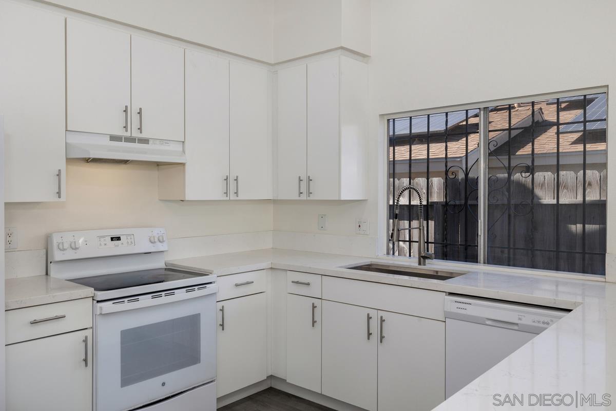 Detail Gallery Image 10 of 44 For 6296  Varney Dr, San Diego,  CA 92114 - 4 Beds | 2 Baths