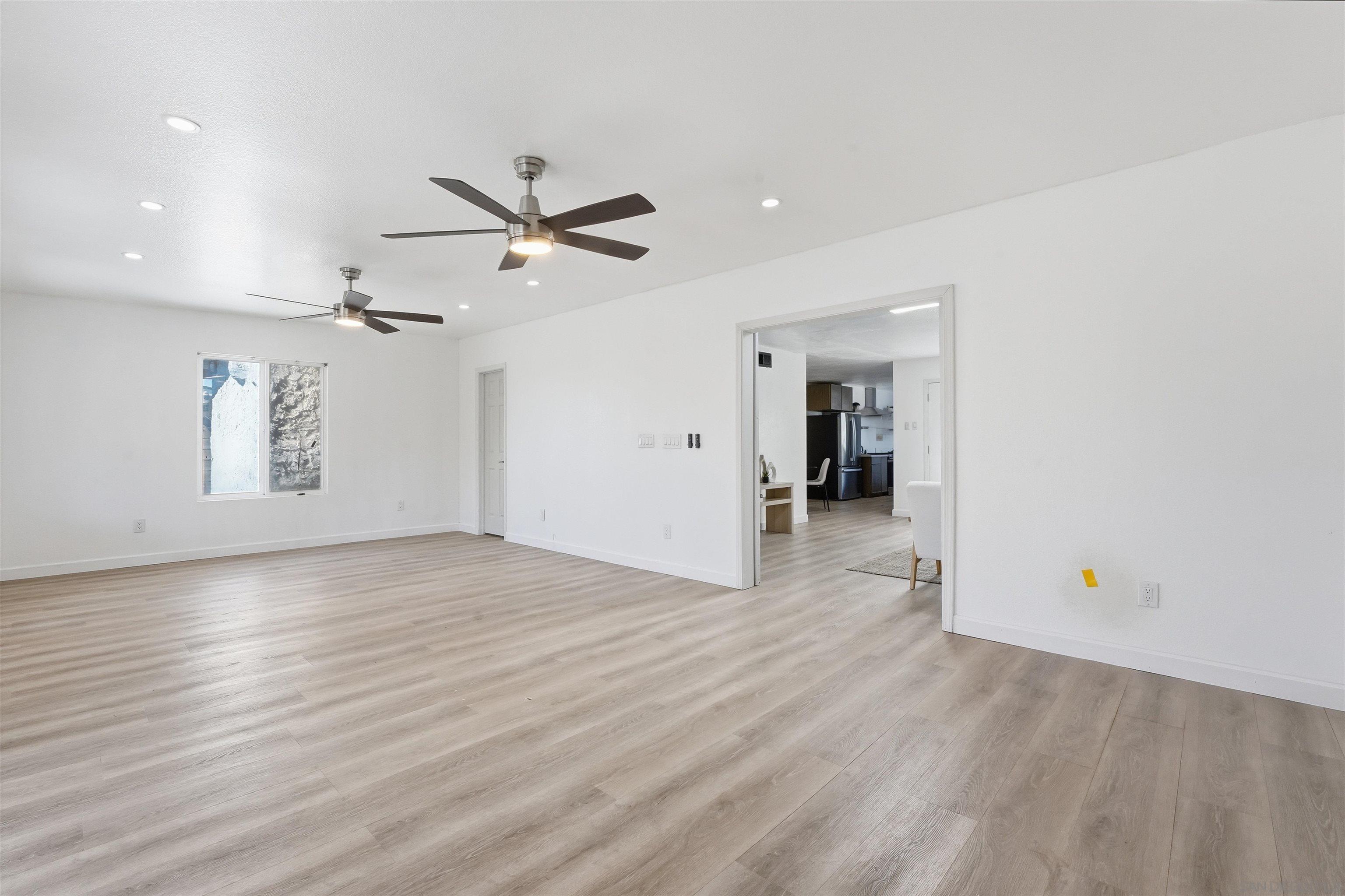 Detail Gallery Image 14 of 42 For 4325  Darwin Way, San Diego,  CA 92154 - 3 Beds | 2 Baths