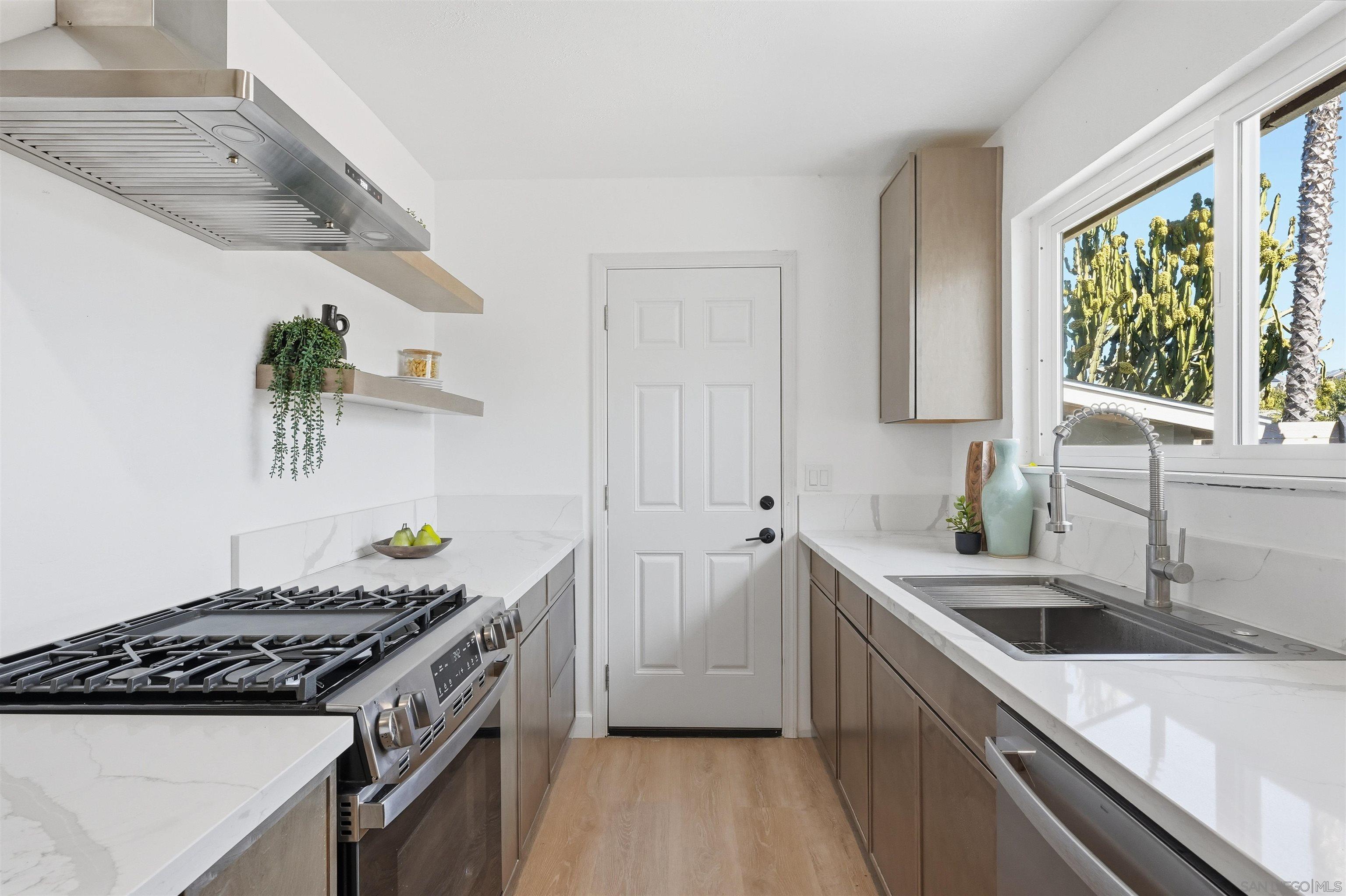 Detail Gallery Image 15 of 42 For 4325  Darwin Way, San Diego,  CA 92154 - 3 Beds | 2 Baths