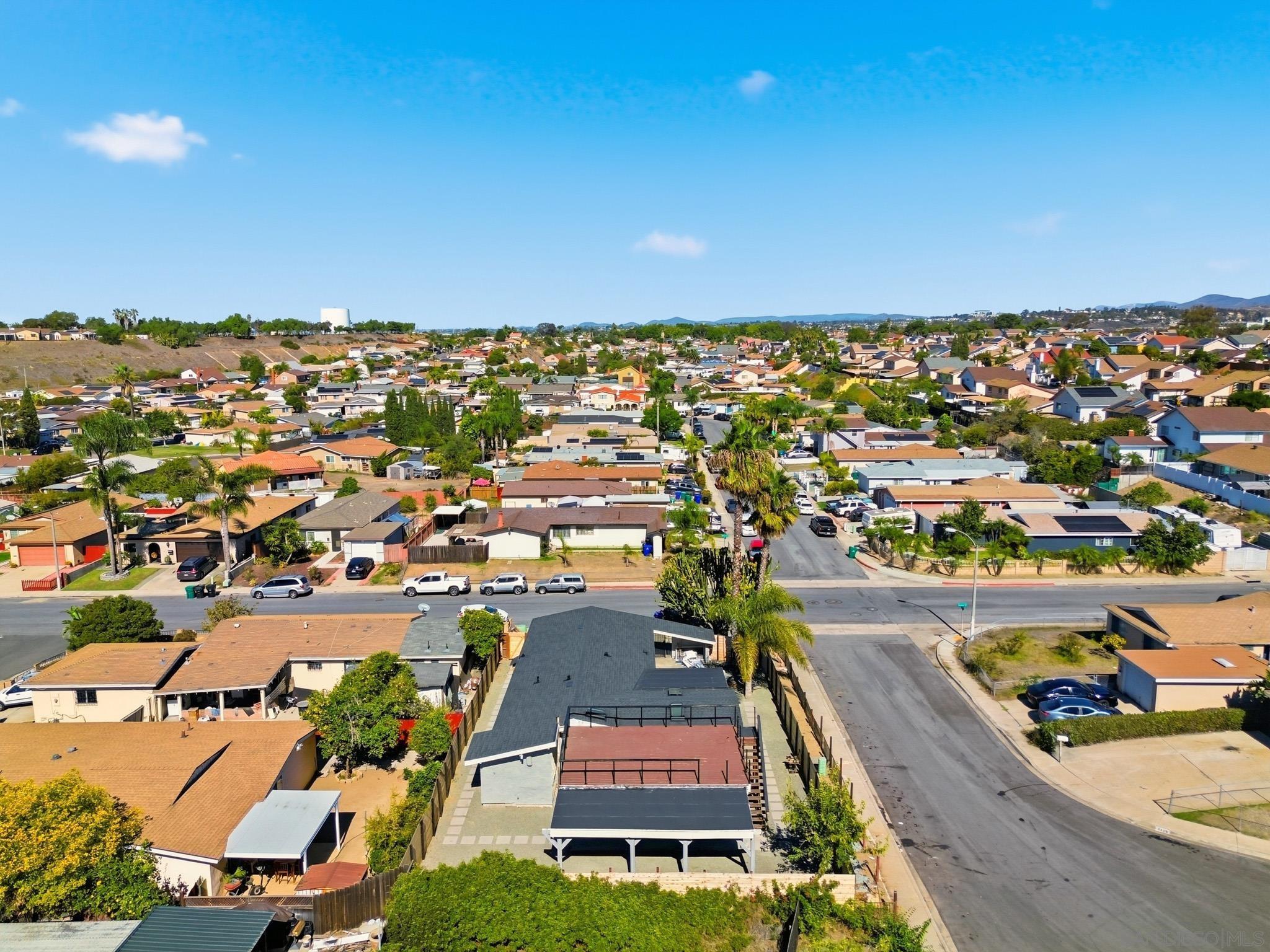 Detail Gallery Image 5 of 42 For 4325  Darwin Way, San Diego,  CA 92154 - 3 Beds | 2 Baths