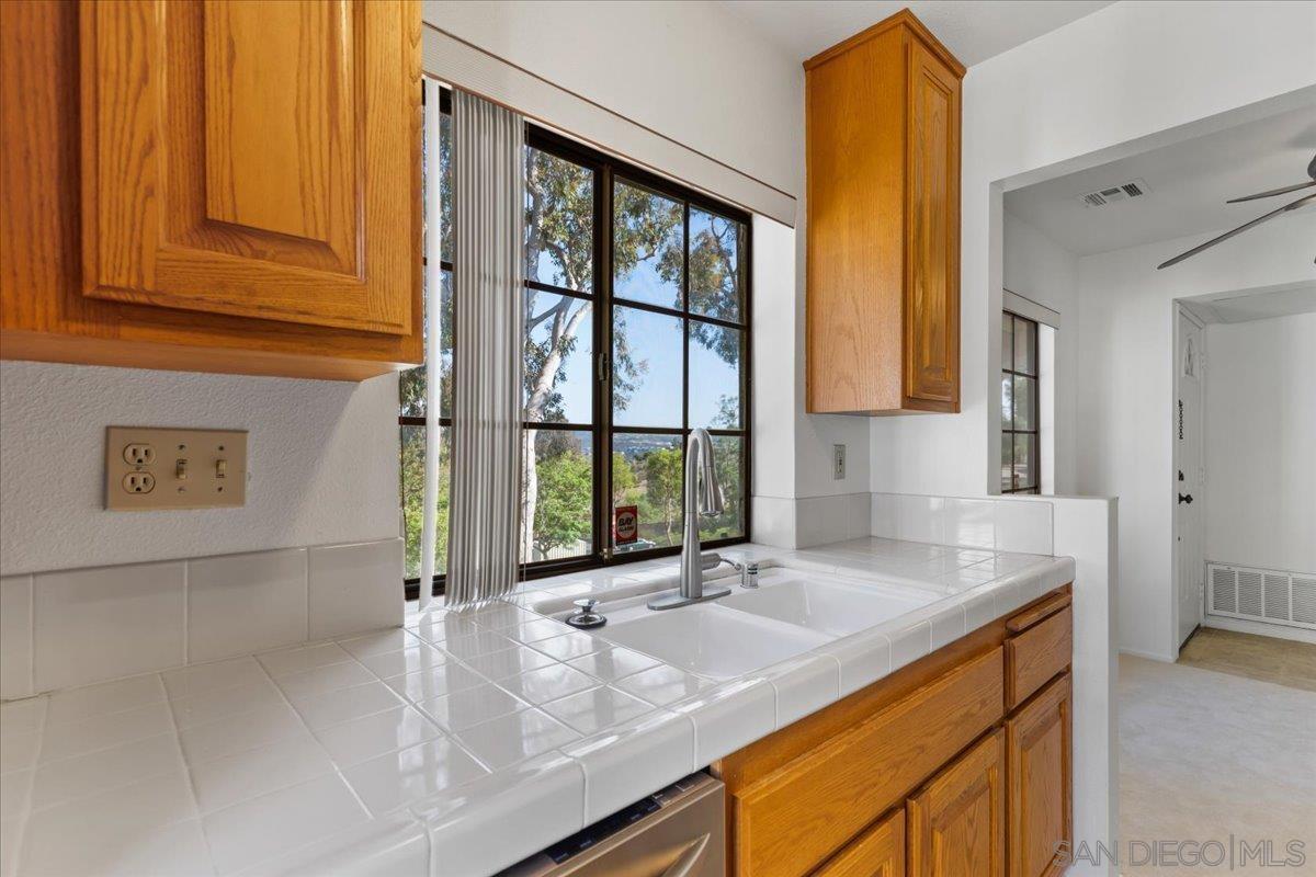 Detail Gallery Image 18 of 43 For 13330  Caminito Ciera  #22,  San Diego,  CA 92129 - 1 Beds | 1 Baths