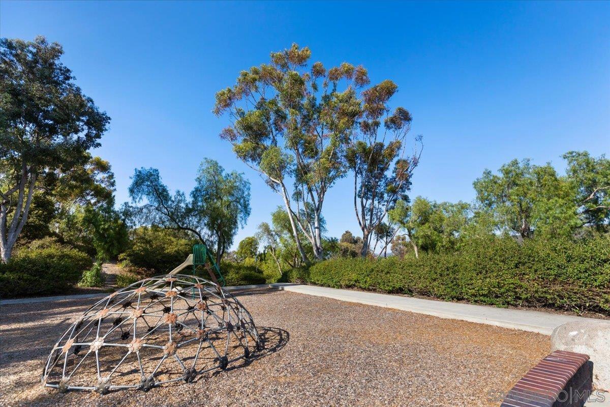 Detail Gallery Image 37 of 43 For 13330  Caminito Ciera  #22,  San Diego,  CA 92129 - 1 Beds | 1 Baths