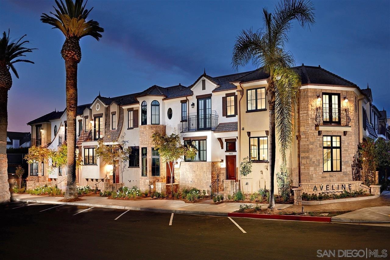 Detail Gallery Image 2 of 25 For 718  Silver St, La Jolla,  CA 92037 - 3 Beds | 3 Baths