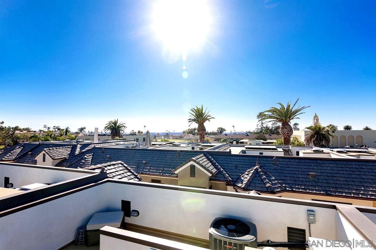 Detail Gallery Image 24 of 25 For 718  Silver St, La Jolla,  CA 92037 - 3 Beds | 3 Baths