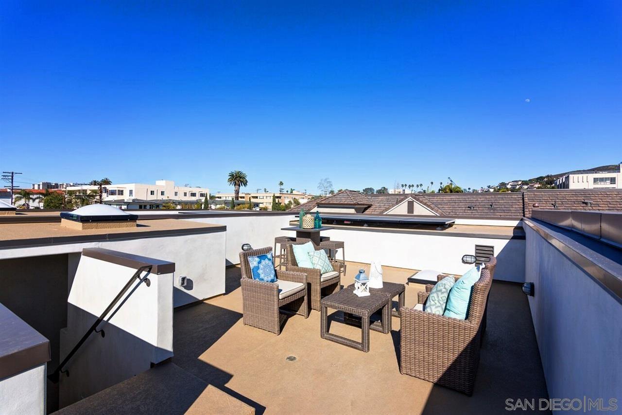 Detail Gallery Image 25 of 25 For 718  Silver St, La Jolla,  CA 92037 - 3 Beds | 3 Baths