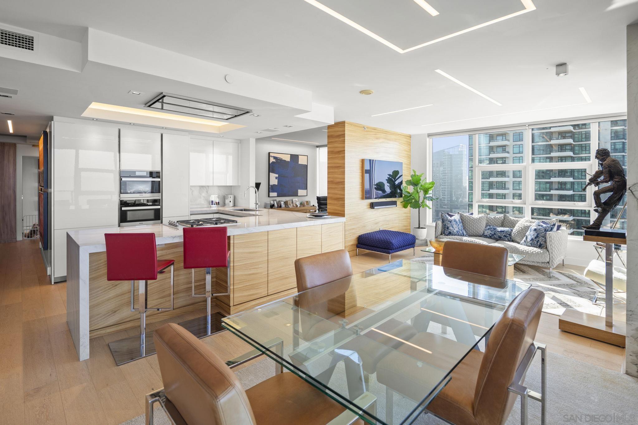 Detail Gallery Image 11 of 55 For 1325  Pacific Hwy  #1902,  San Diego,  CA 92101 - 2 Beds | 2 Baths