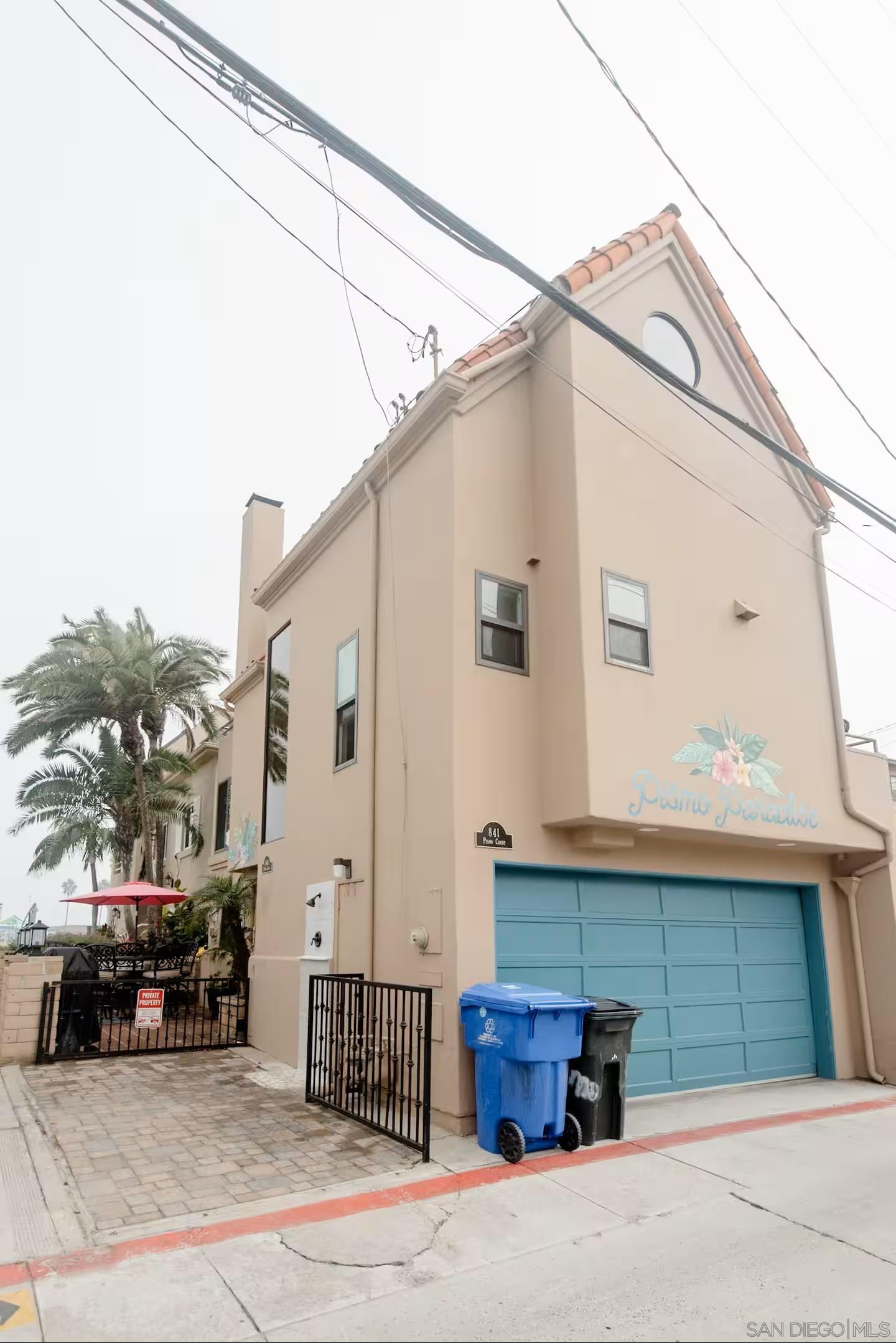 Detail Gallery Image 24 of 28 For 841  Pismo Ct, San Diego,  CA 92109 - 2 Beds | 2/1 Baths