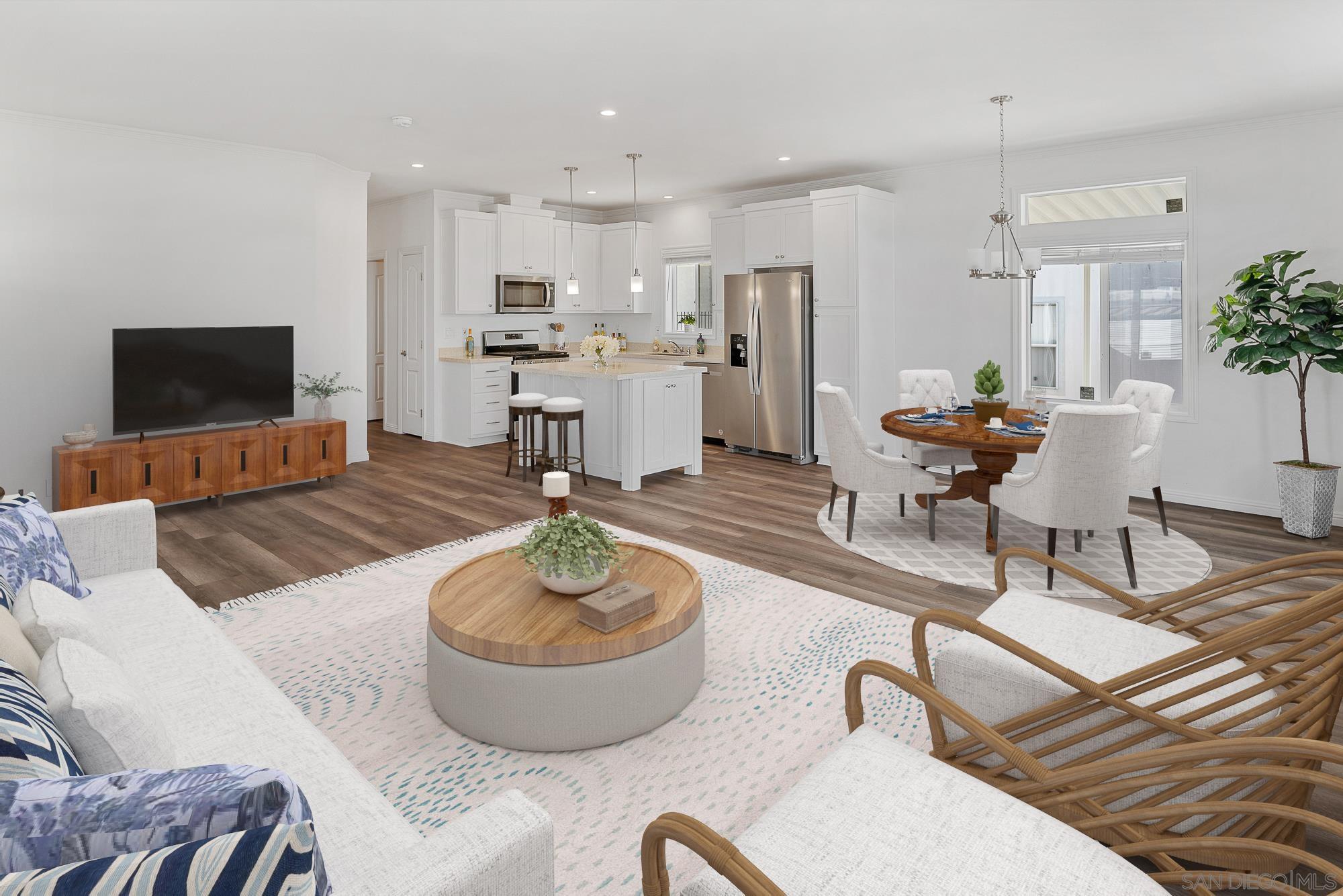 Detail Gallery Image 5 of 35 For 221 N El Camino Real  #39,  Oceanside,  CA 92058 - 3 Beds | 2 Baths