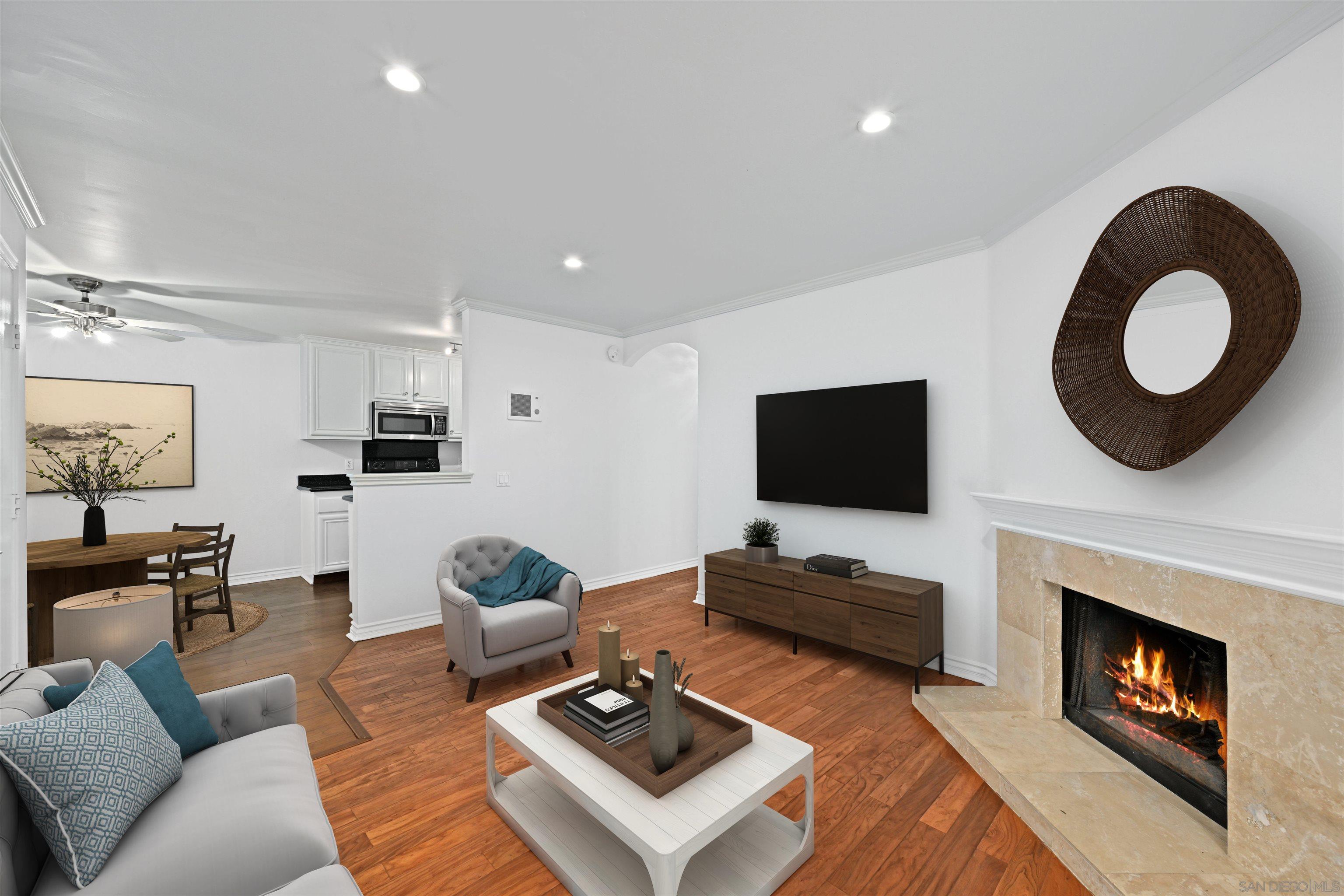 Detail Gallery Image 5 of 24 For 9939  Erma Rd  #101,  San Diego,  CA 92131 - 2 Beds | 2 Baths