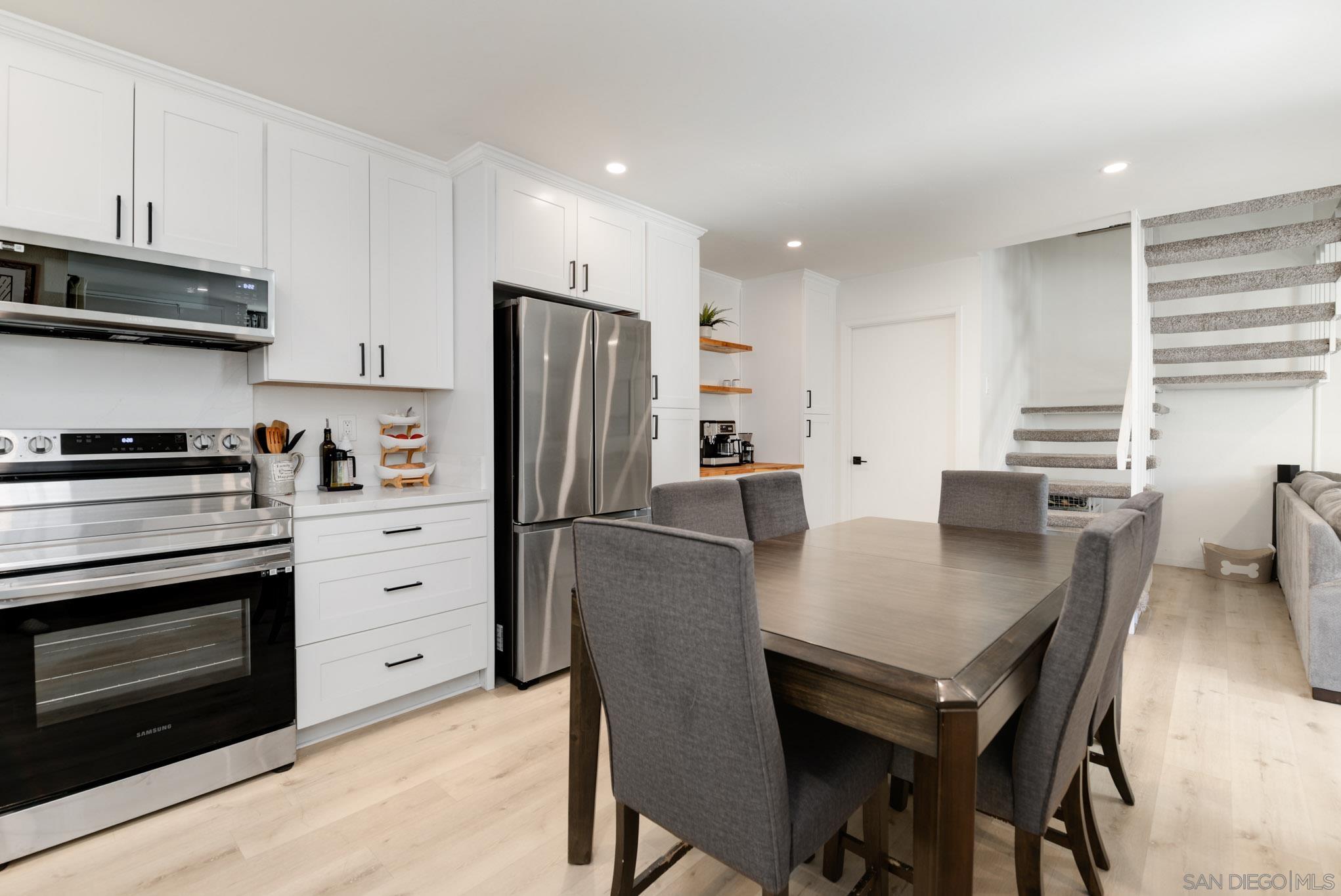 Detail Gallery Image 6 of 28 For 10744  Caminito Bravura, San Diego,  CA 92108 - 3 Beds | 1/1 Baths