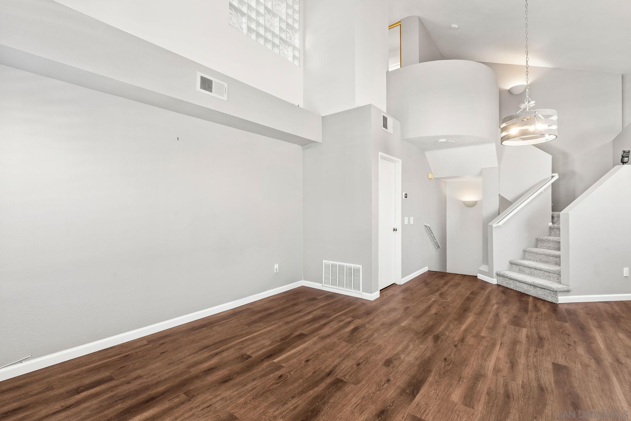 Detail Gallery Image 13 of 32 For 1397  Serena Cir  1, Chula Vista,  CA 91910 - 2 Beds | 2 Baths