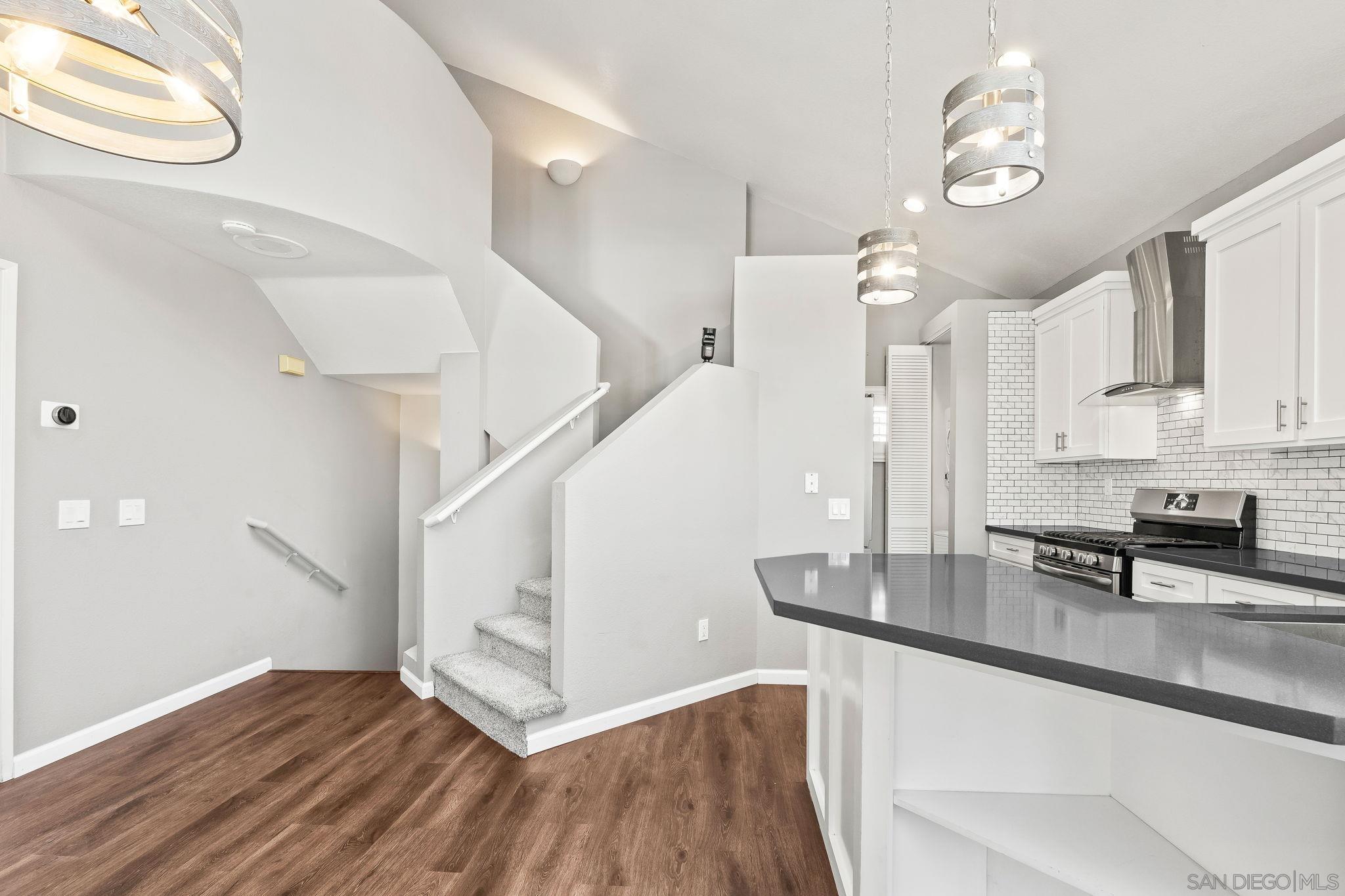 Detail Gallery Image 7 of 32 For 1397  Serena Cir  1, Chula Vista,  CA 91910 - 2 Beds | 2 Baths