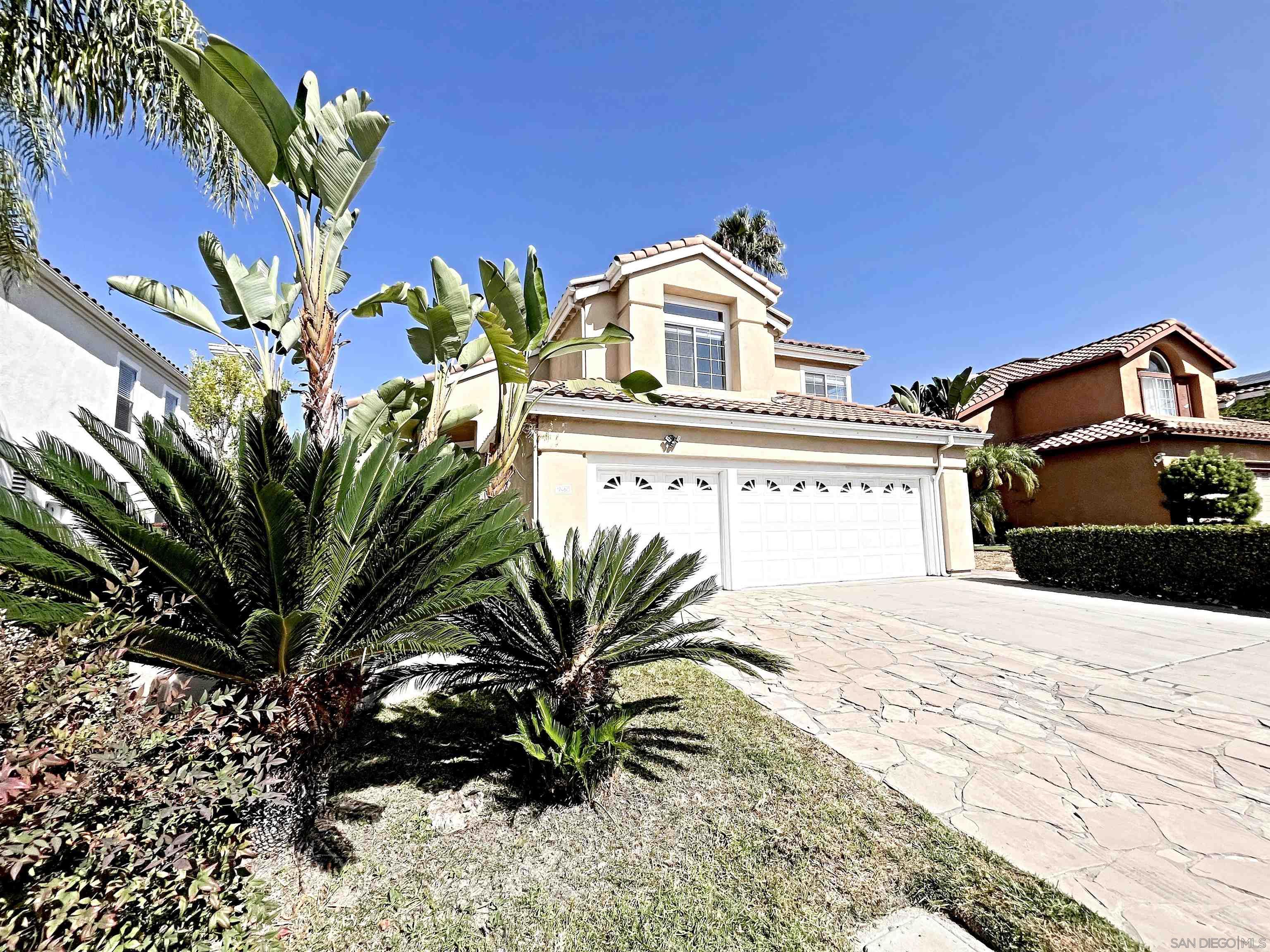 Detail Gallery Image 2 of 26 For 12460  Picrus St, San Diego,  CA 92129 - 5 Beds | 4 Baths