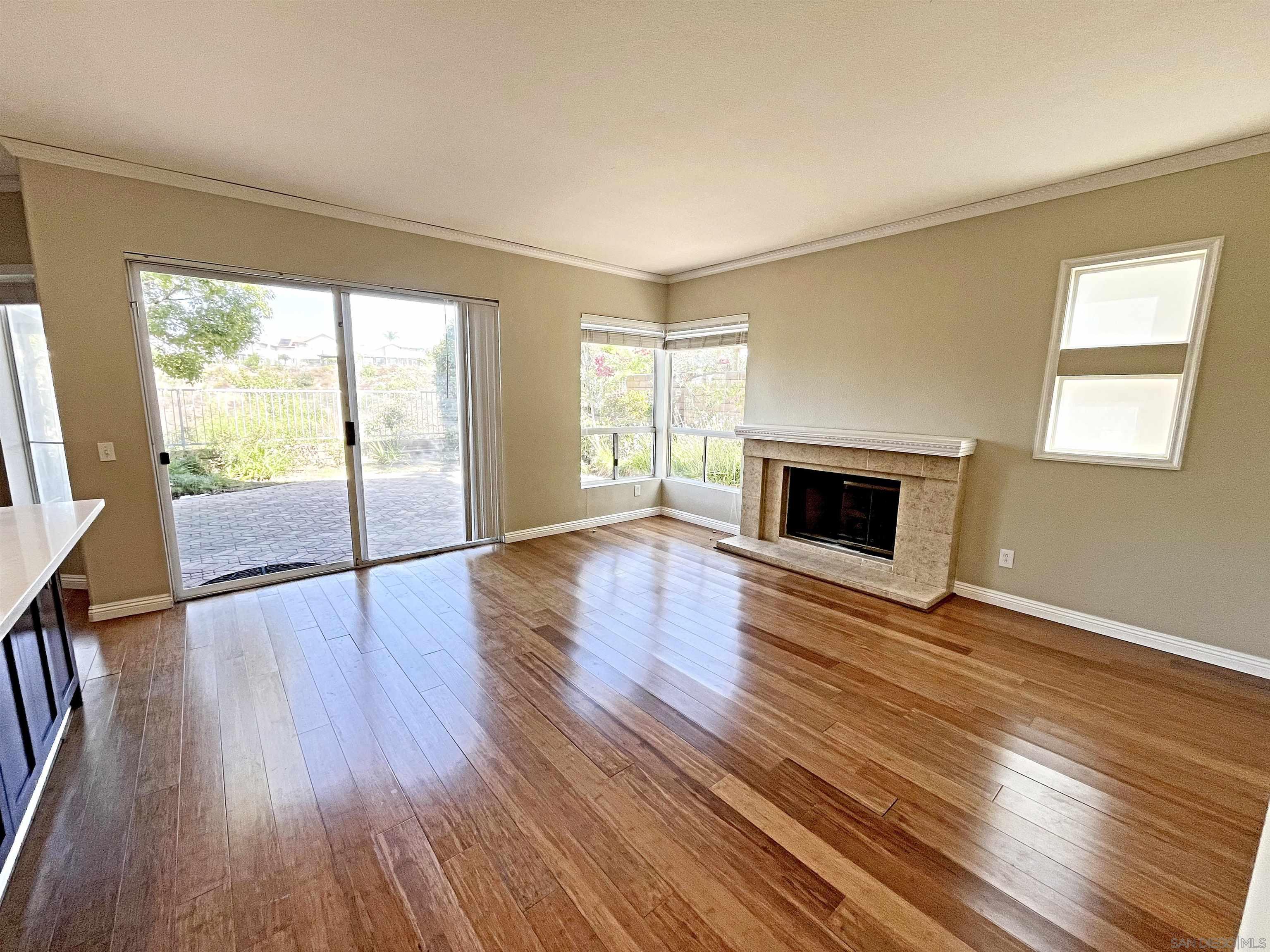 Detail Gallery Image 11 of 26 For 12460  Picrus St, San Diego,  CA 92129 - 5 Beds | 4 Baths