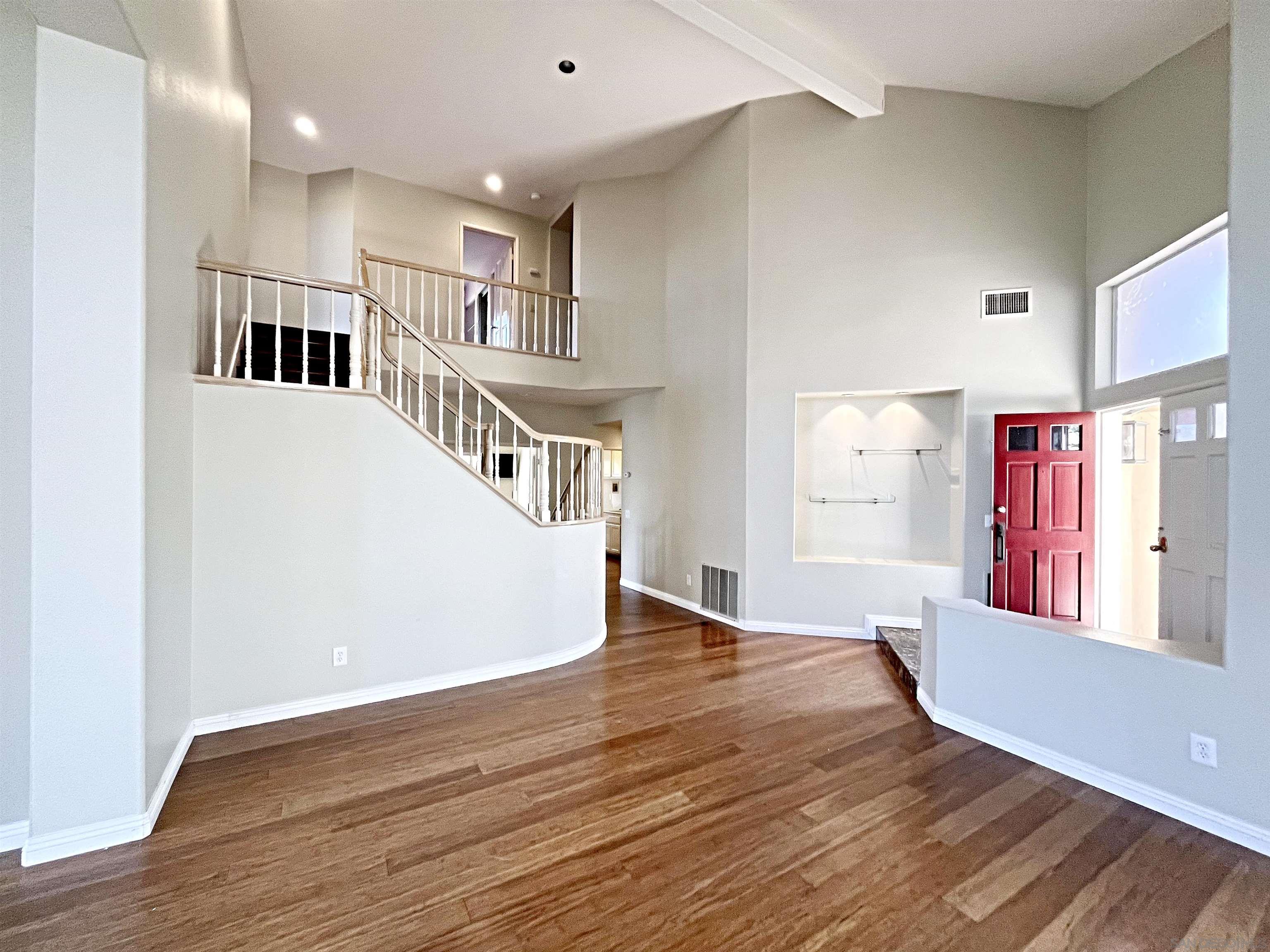 Detail Gallery Image 14 of 26 For 12460  Picrus St, San Diego,  CA 92129 - 5 Beds | 4 Baths