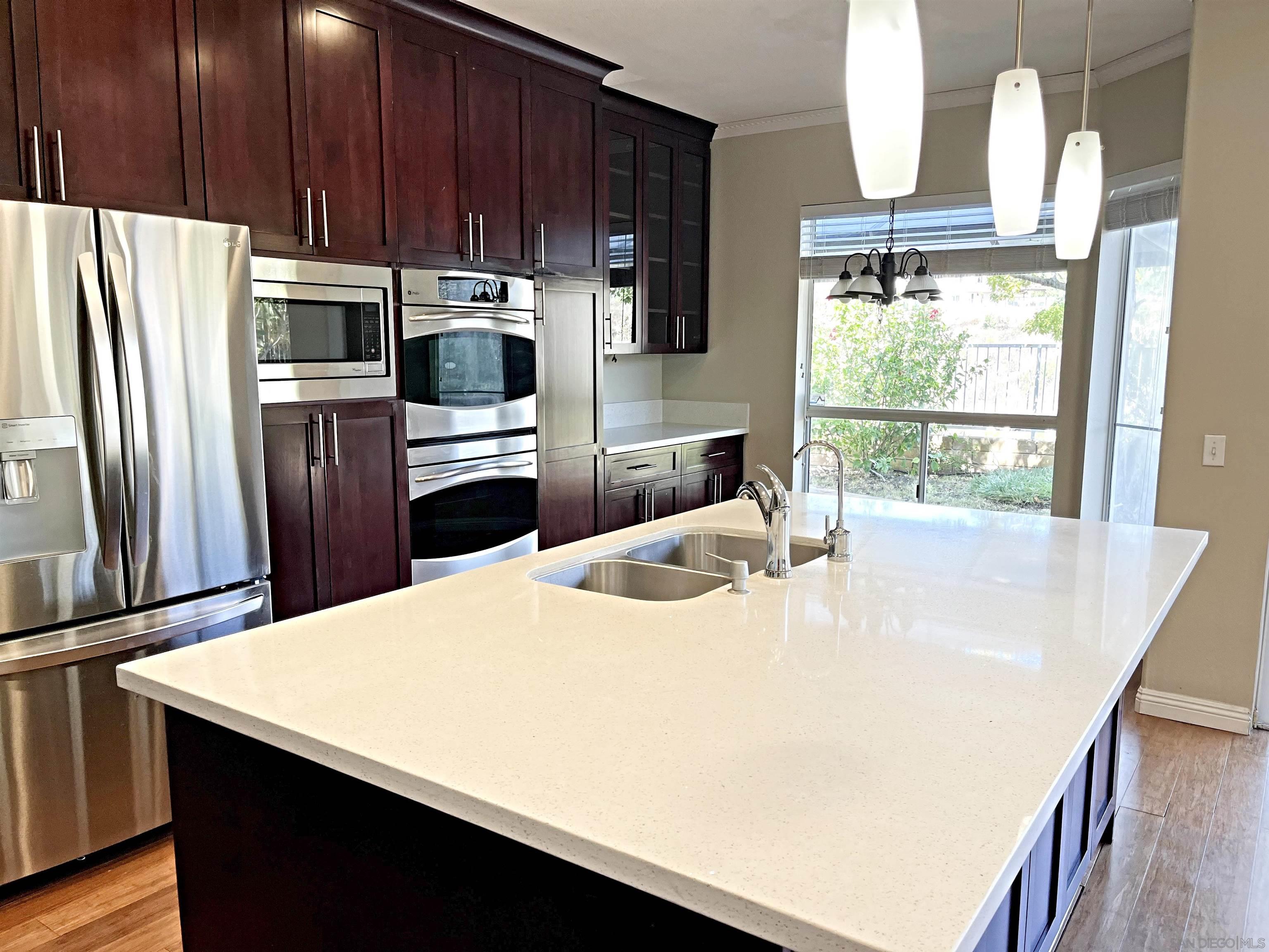 Detail Gallery Image 6 of 26 For 12460  Picrus St, San Diego,  CA 92129 - 5 Beds | 4 Baths